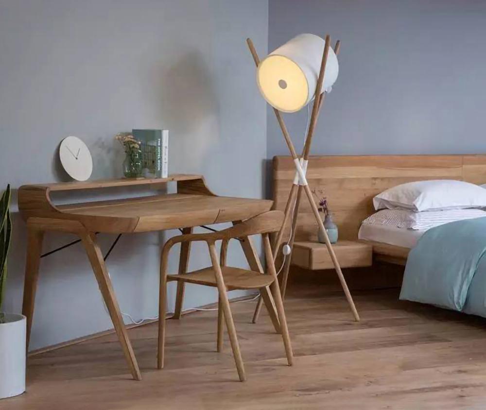 Syloena lampadar contemporan din lemn