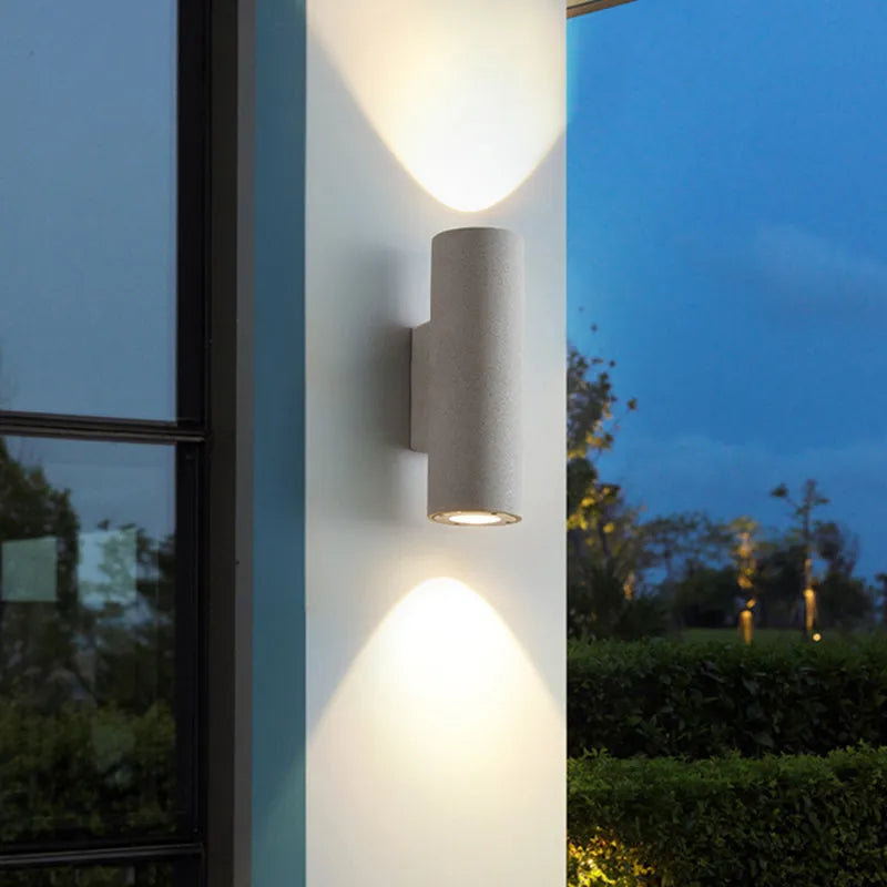Ray aplică de perete pentru exterior minimalist cilindric cu două surse de lumină din ciment, negru/alb