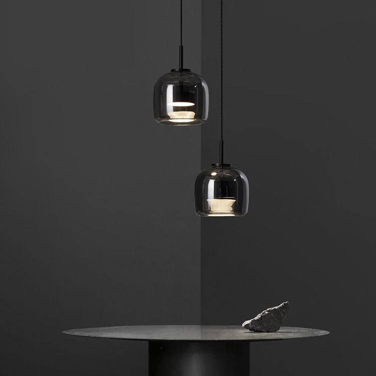 June lampă suspendată minimalistă din sticlă fumurie gri