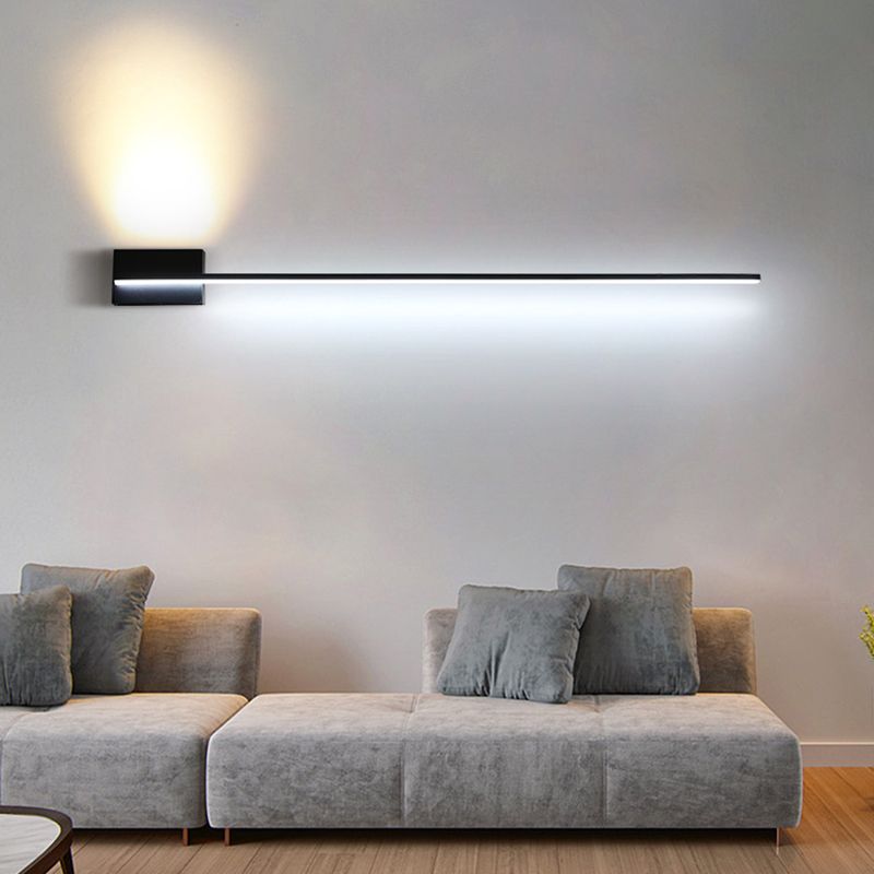 Arisha aplică de perete neagră din metal, minimalistă, liniară, pentru zona oglinzii și baie