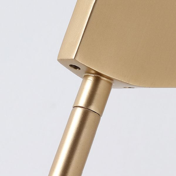 Salgado lampadar auriu din metal, minimalist, pentru living