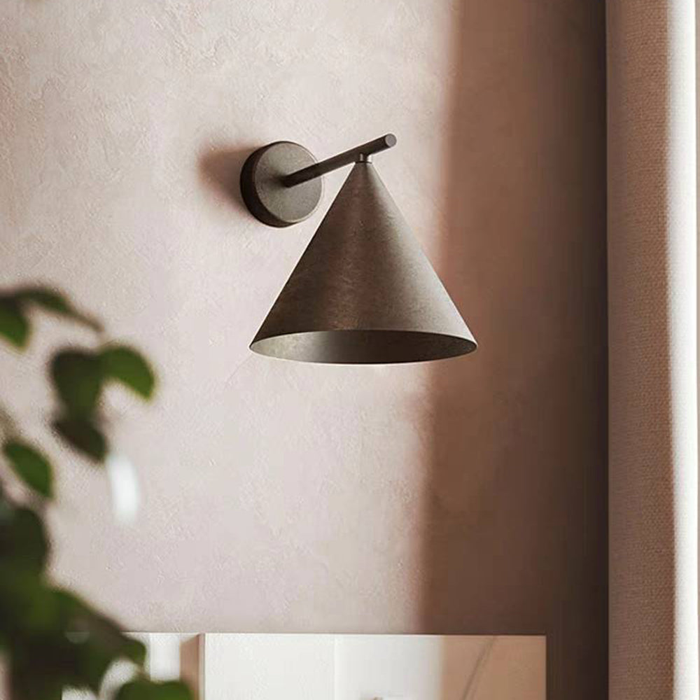 Ray aplică de perete modernă minimalistă conică din metal pentru exterior impermeabil, neagră/aurie