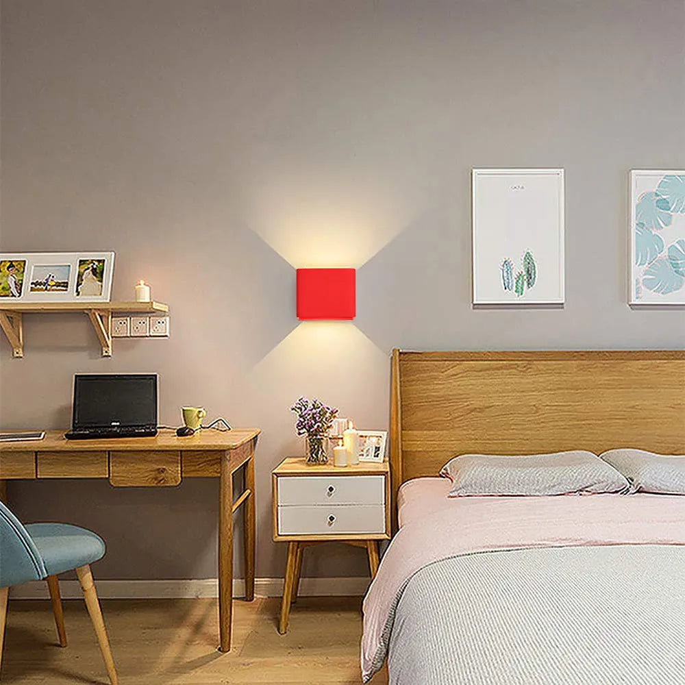 Aira aplică de perete pentru interior, pătrată, multicoloră