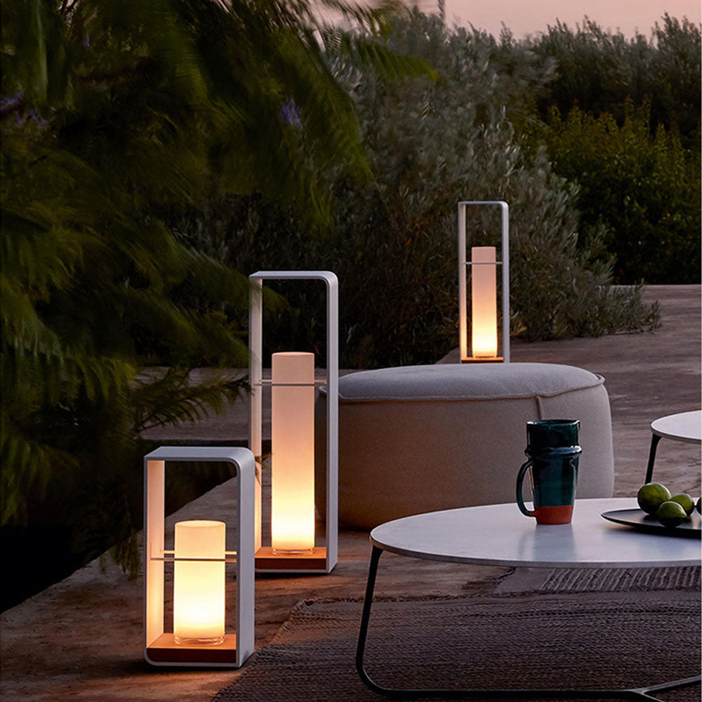 Ray lampadar minimalist Cuboid Solar pentru exterior negru