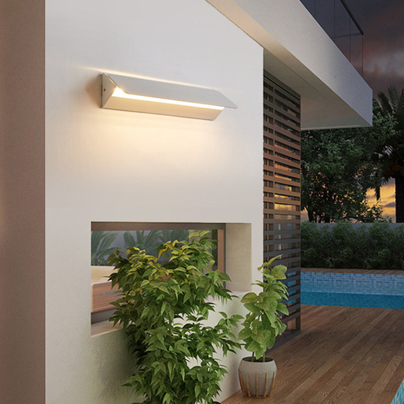 Arisha aplică de perete LED metal pentru interior cu Rotire, alb