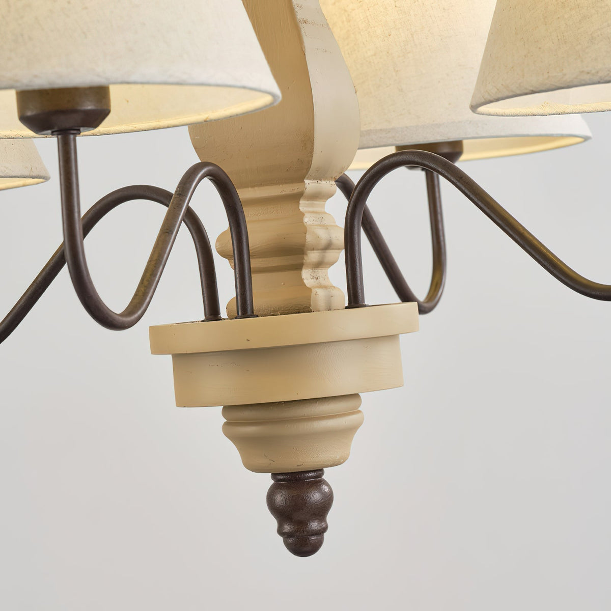 Adela candelabru