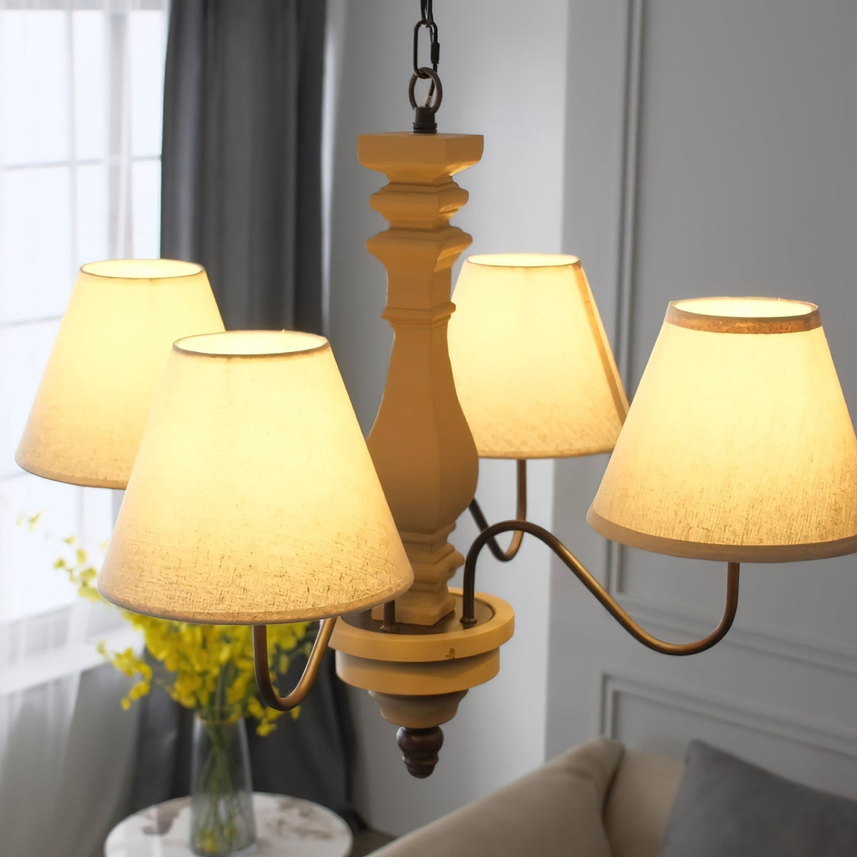 Adela candelabru