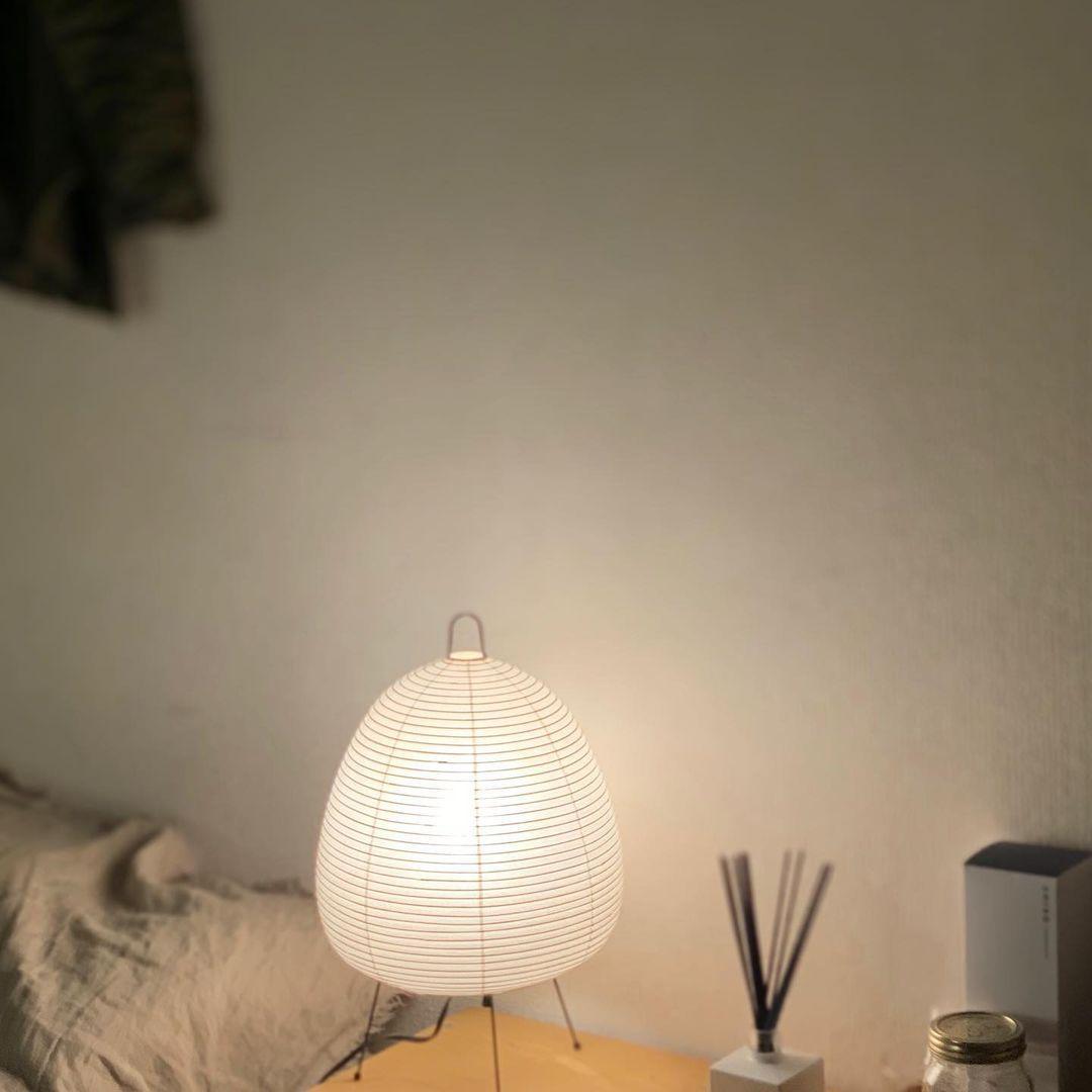 Tranquilux lampă de masă inspirată din Japonia din hârtie