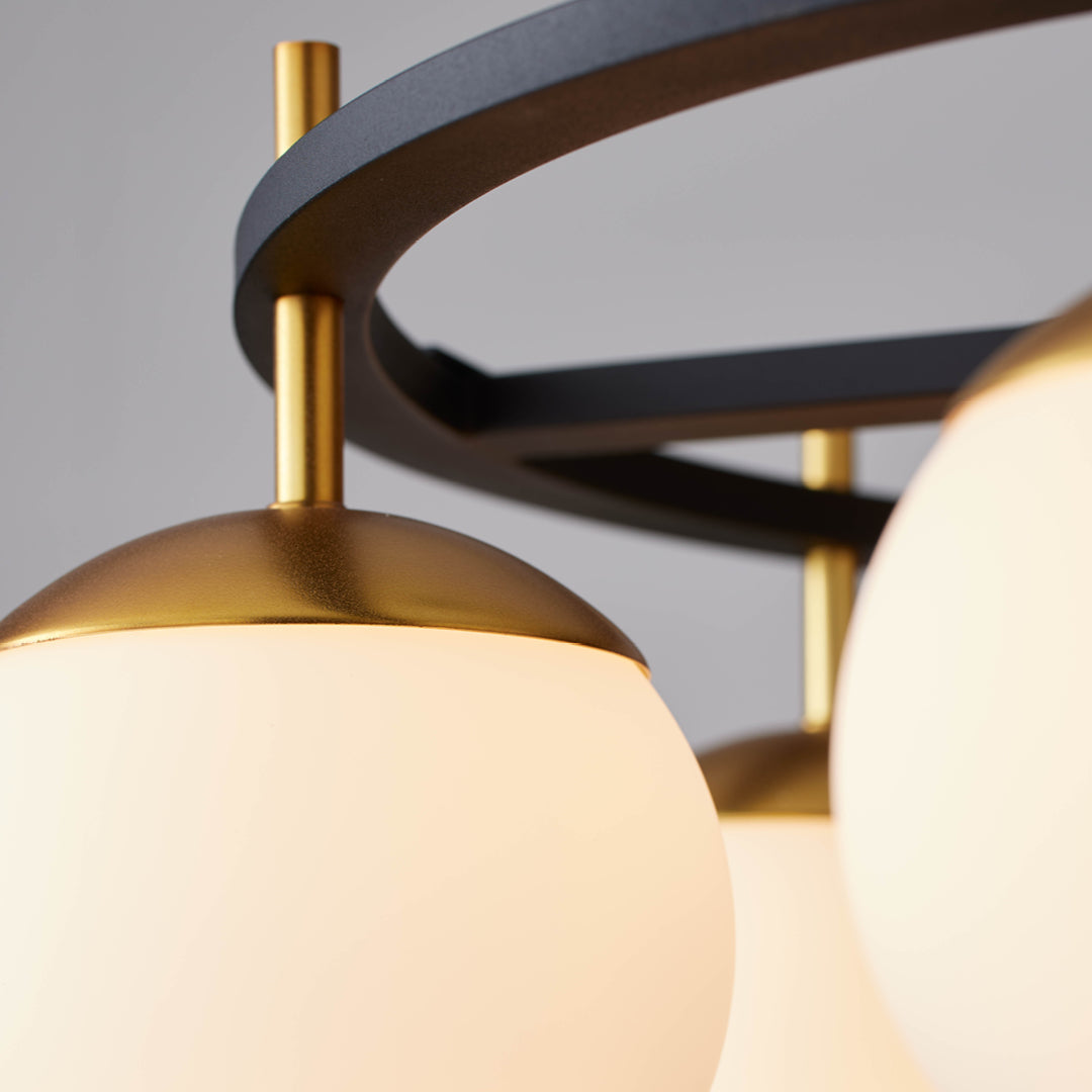 Ornuvyn candelabru modern, minimalist din sticlă