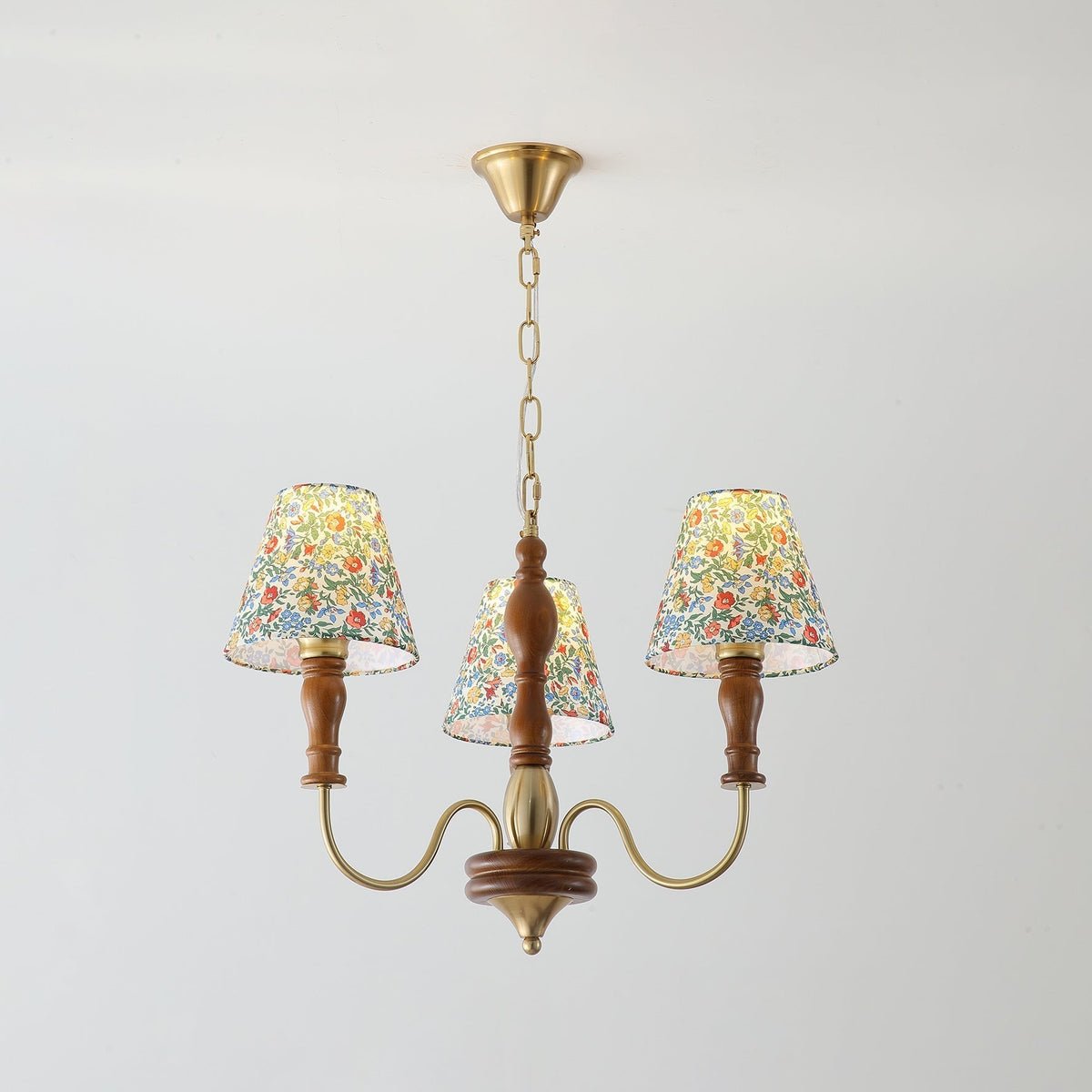 Florinda candelabru cu Abajur din Textil Floral și Brațe din lemn