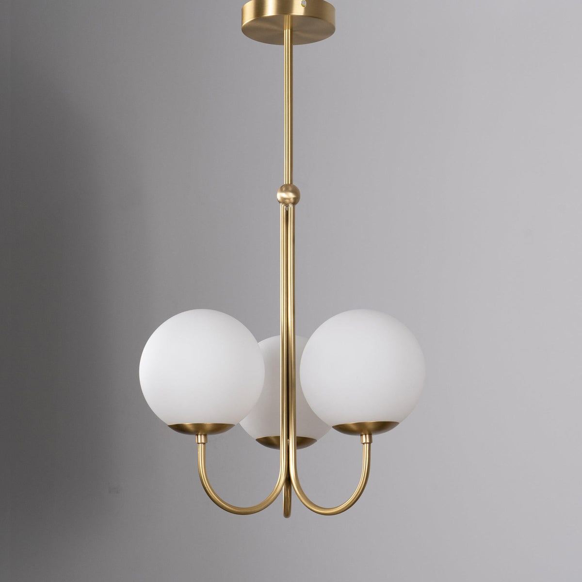 Brin lampă suspendată din metal și sticlă, elegantă