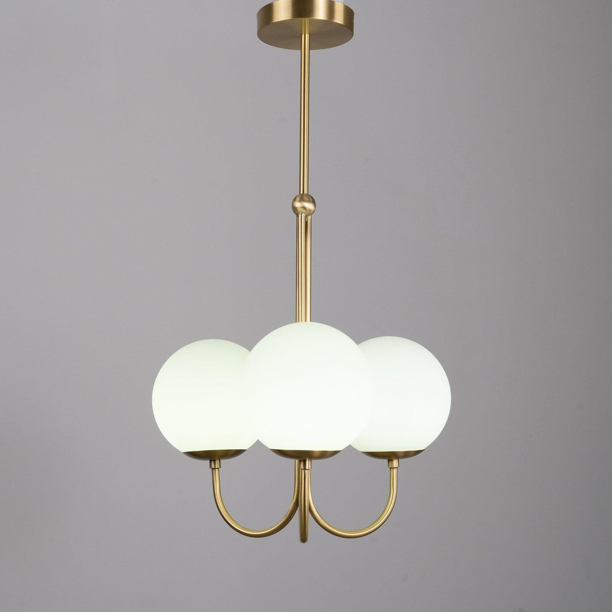 Brin lampă suspendată din metal și sticlă, elegantă