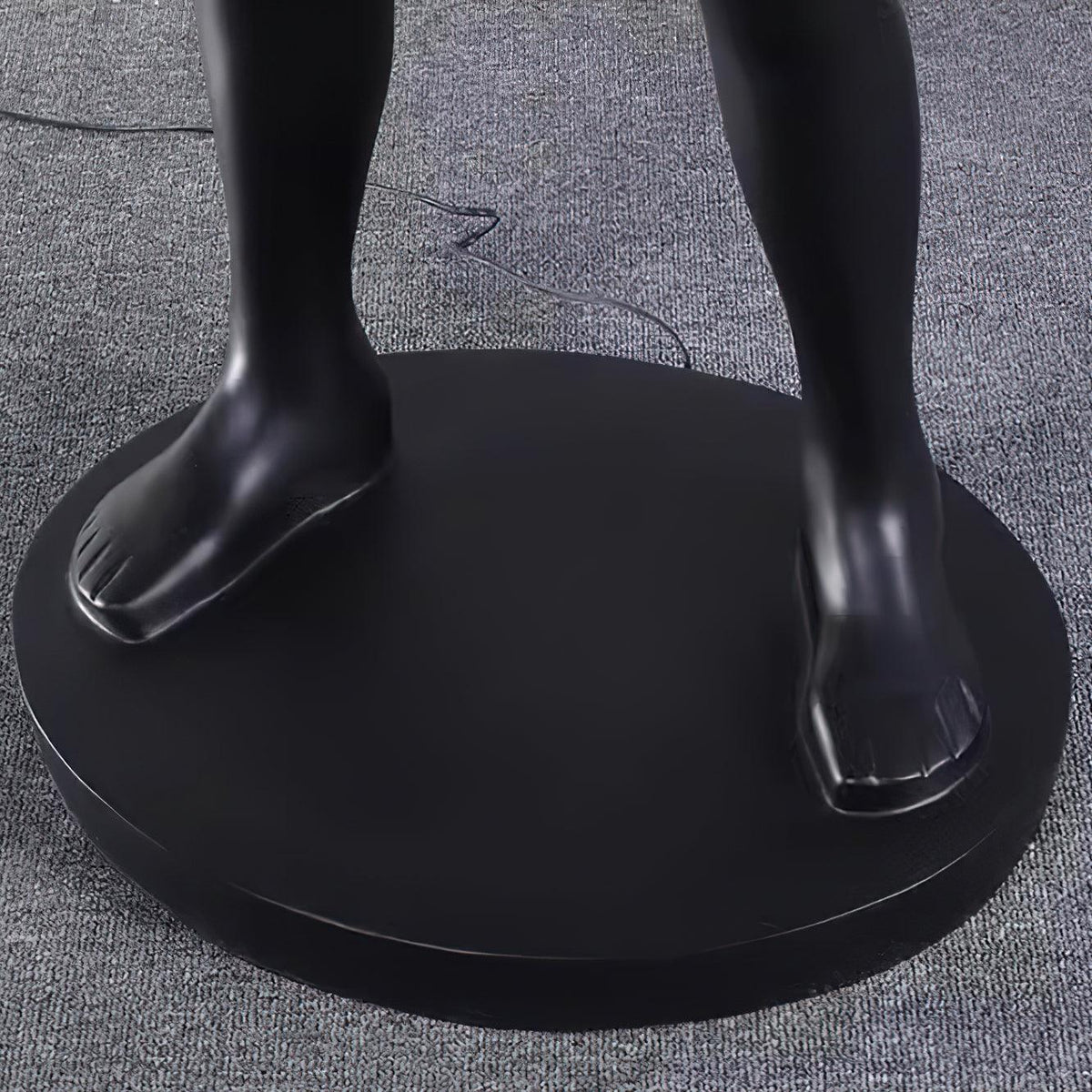 Avenoiella Statue lampadar