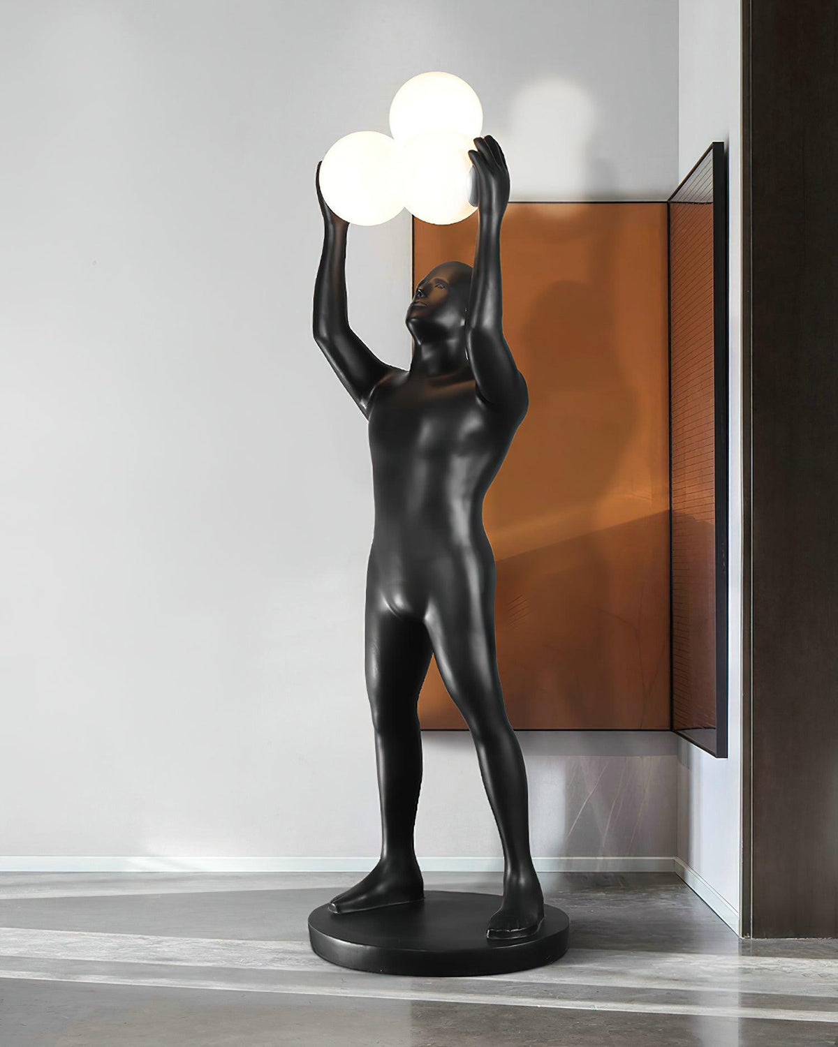 Avenoiella Statue lampadar