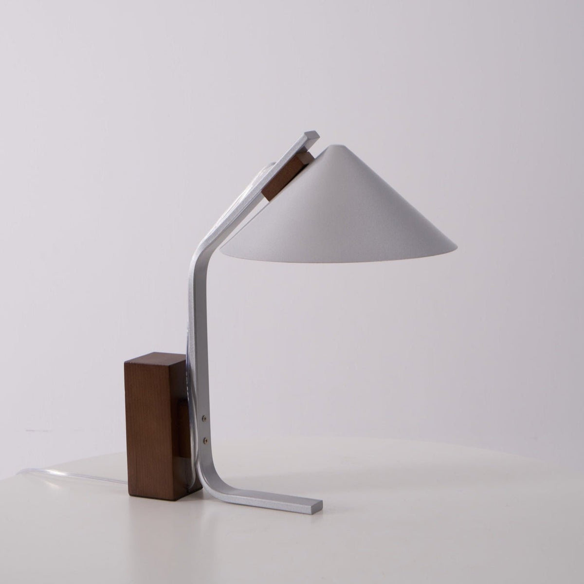 Ireld lampă de masă modernă