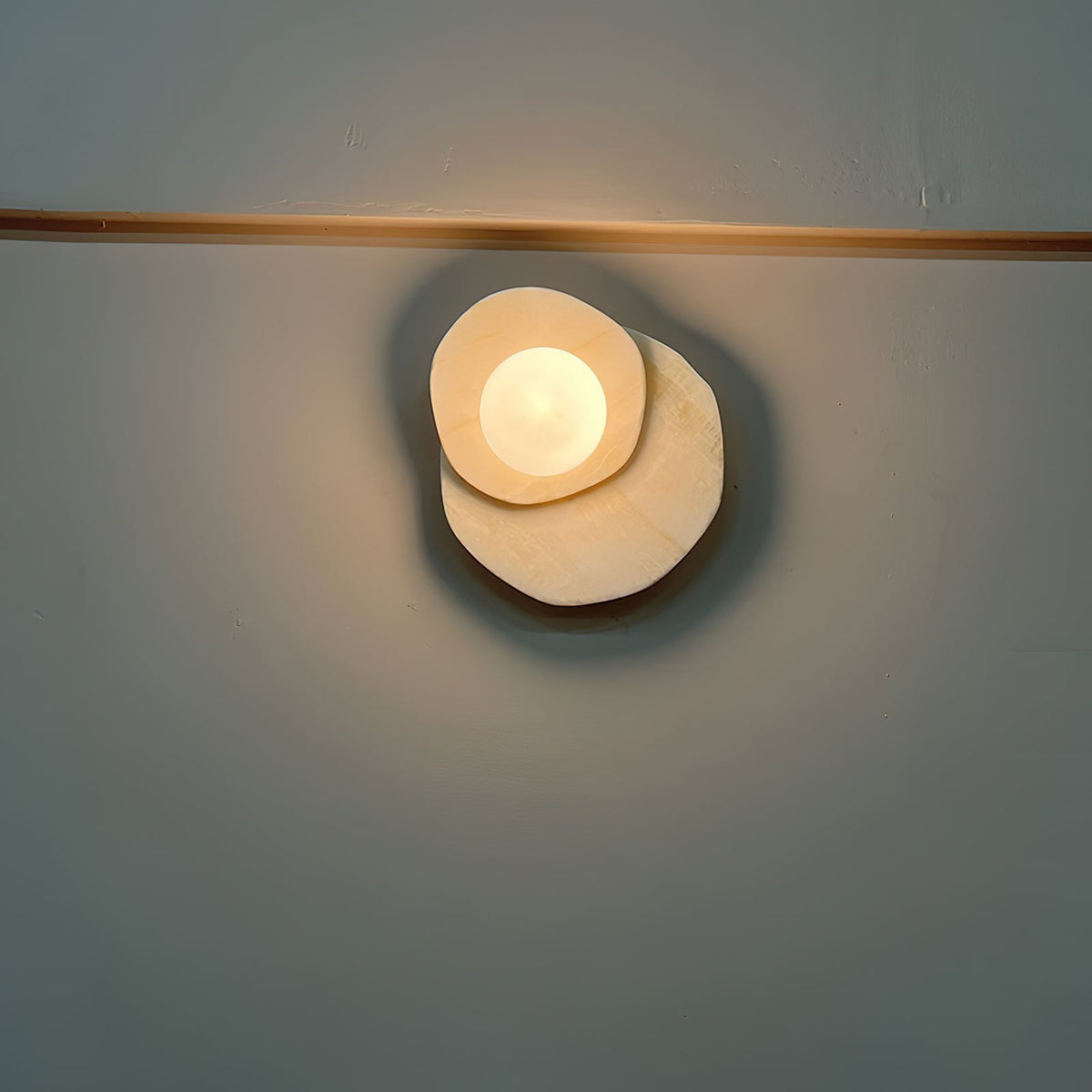 Astr aplică de perete din piatră și sticlă, modernă, minimalistă, distinctivă