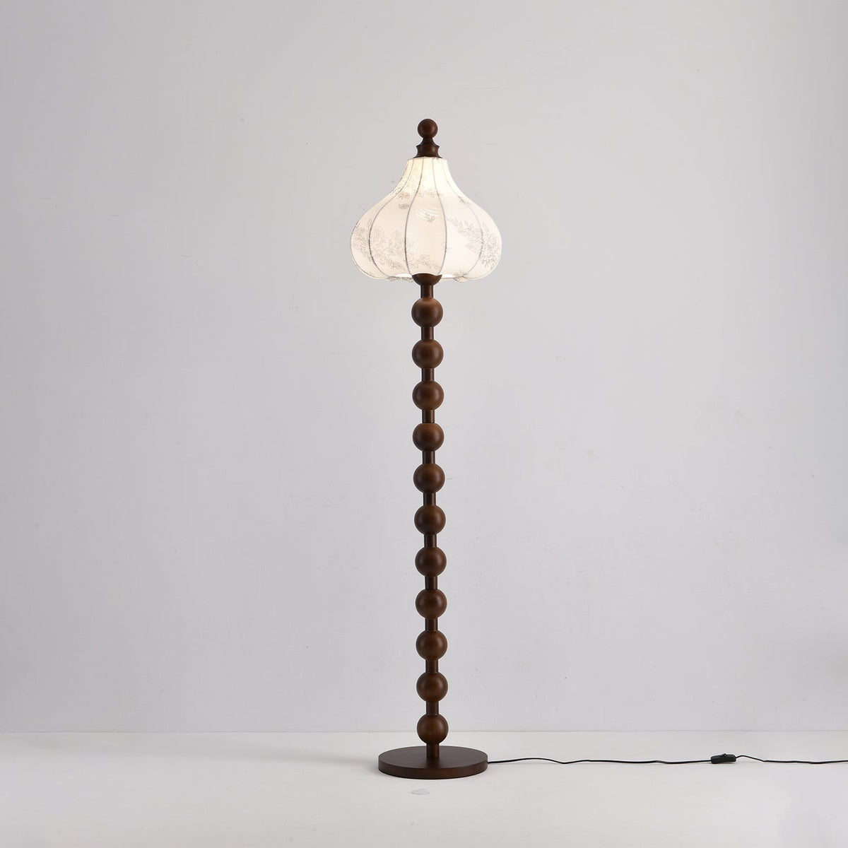 Avenivella lampadar modern