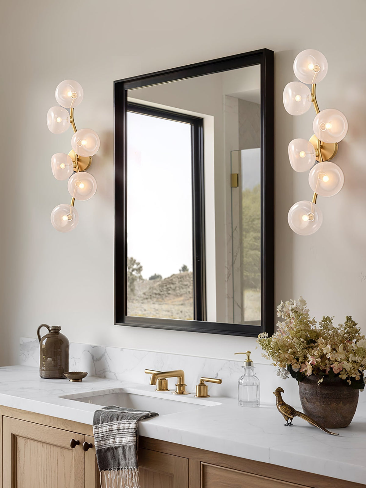 Velarina aplică de perete cu frunze în stil nordic din sticlă și metal