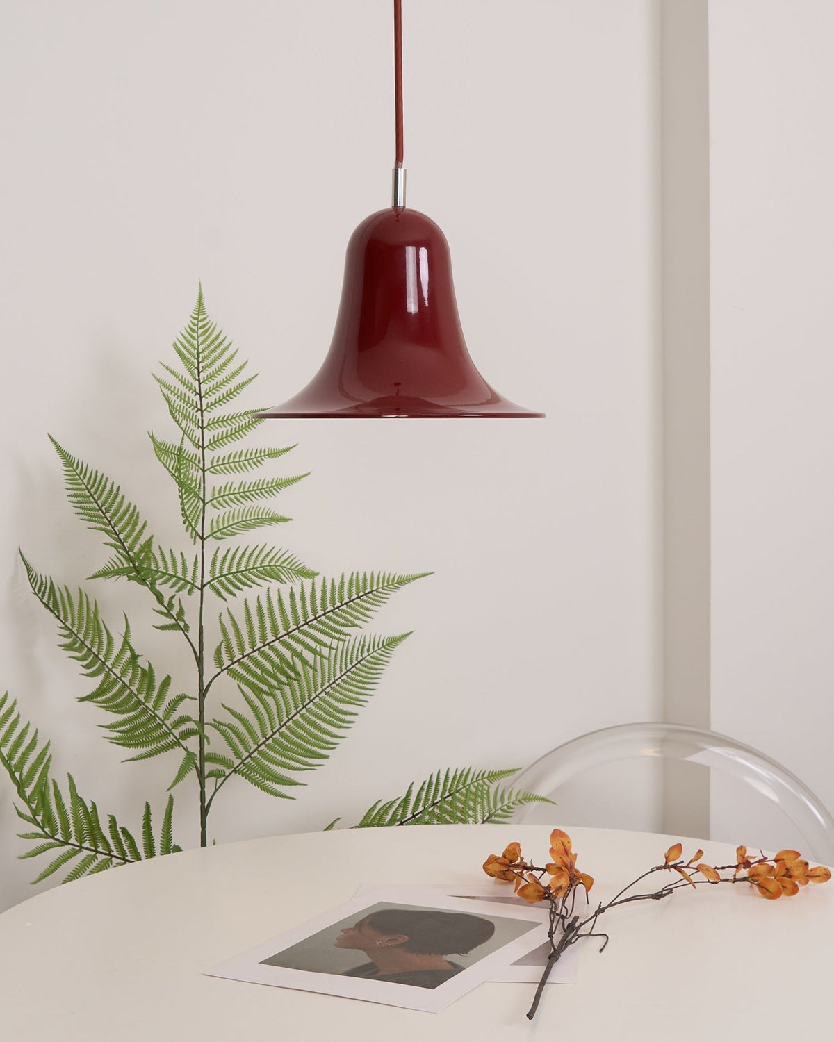 Nevin lampă suspendată, minimalistă, în formă de clopot, cu abajur