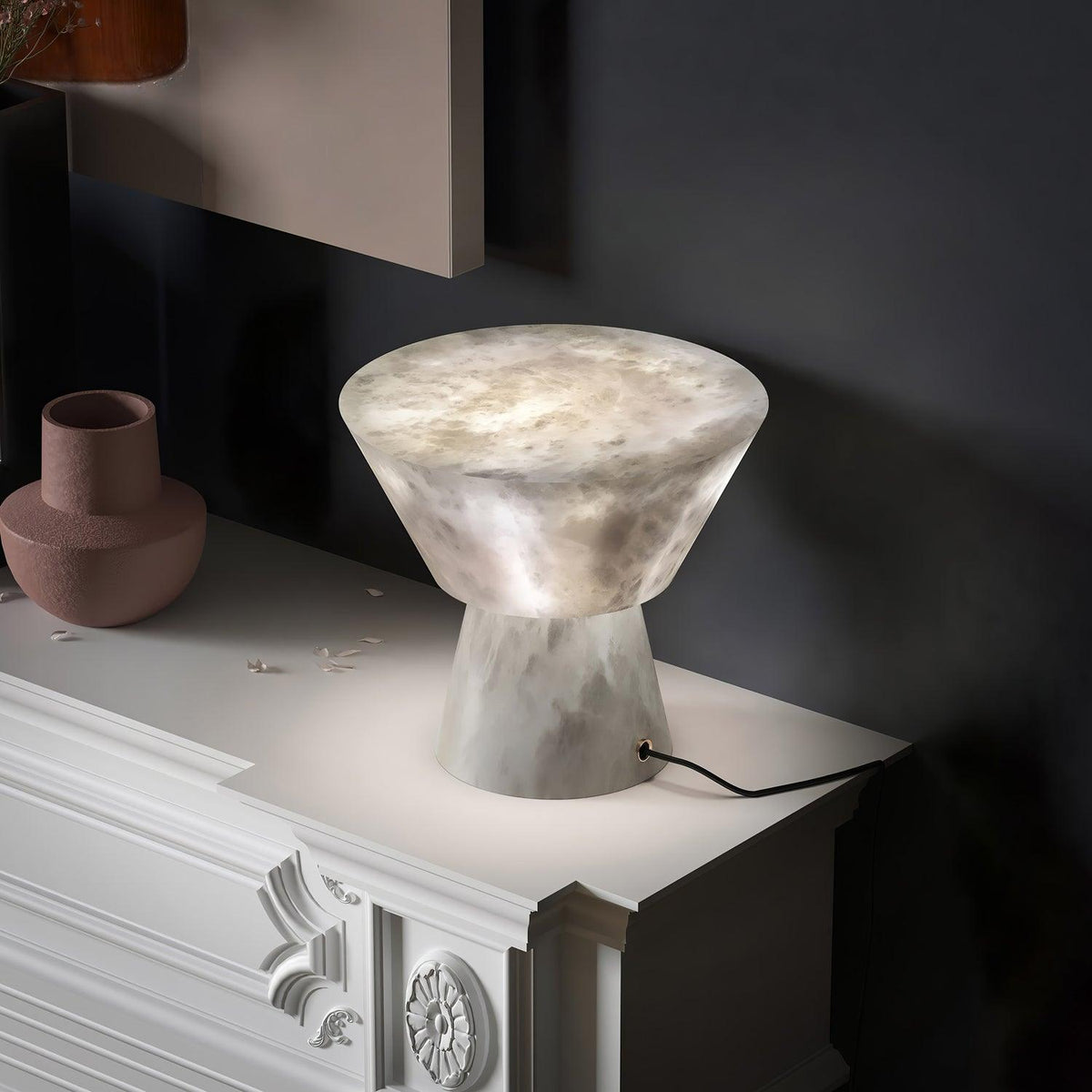 Ane Pedestal lampă de masă din alabastru