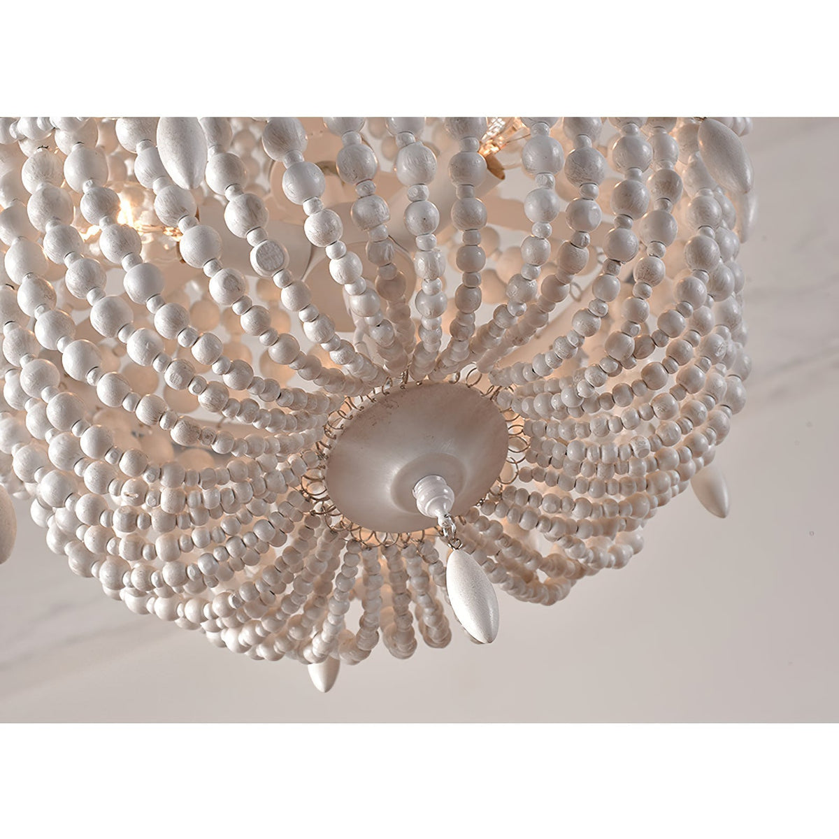 Eirikuvyu candelabru postmodern lux cu perle metalice și lemn