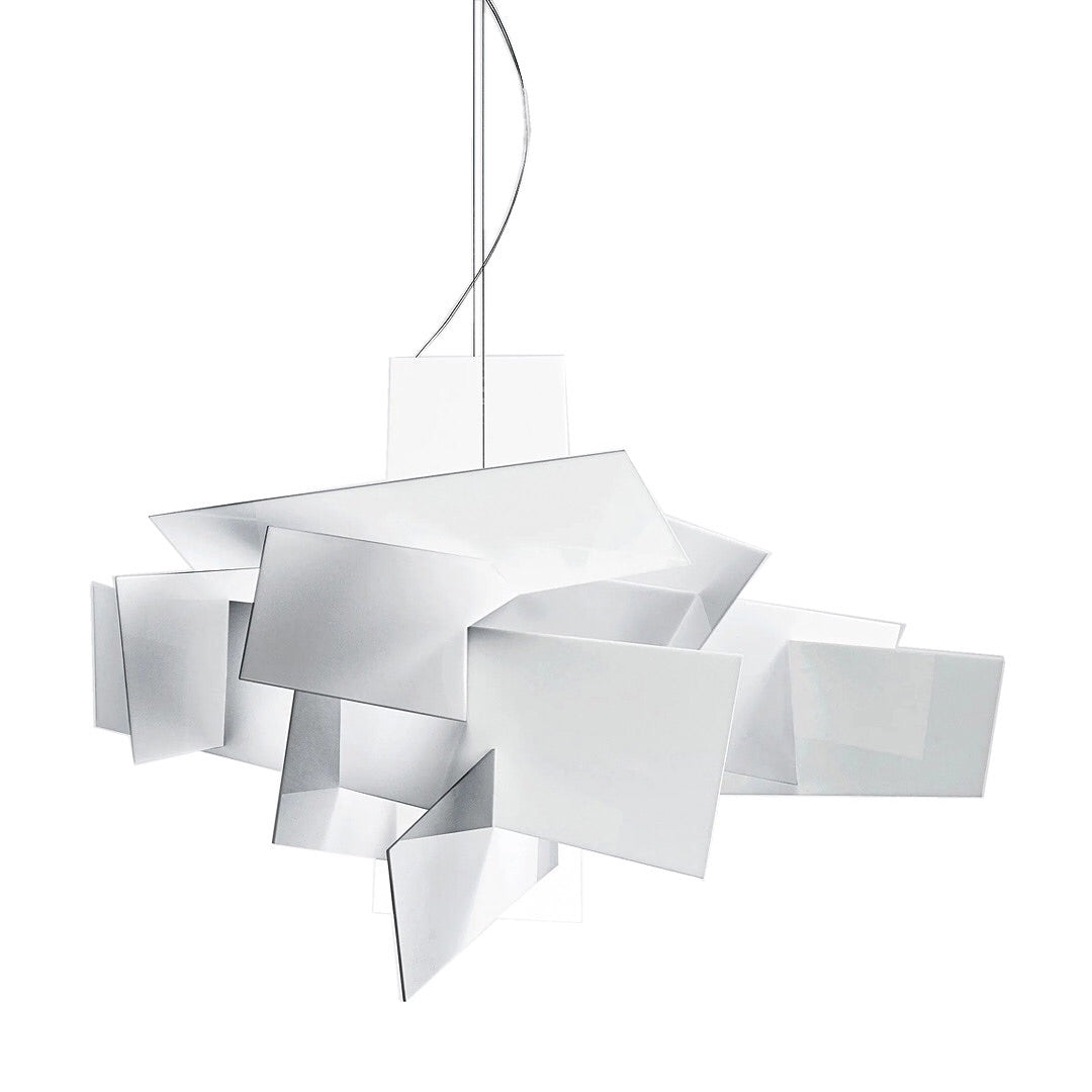 Lumiian candelabru