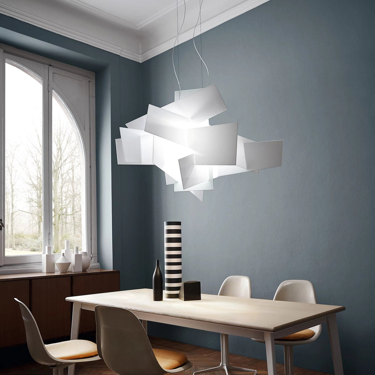 Lumiian candelabru
