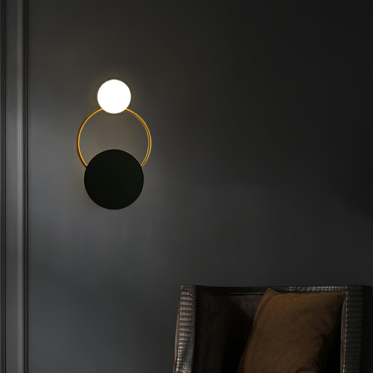 Arisha modern LED Triple Rings aplică de perete, metal/sticlă, Aur/negru, dormitor