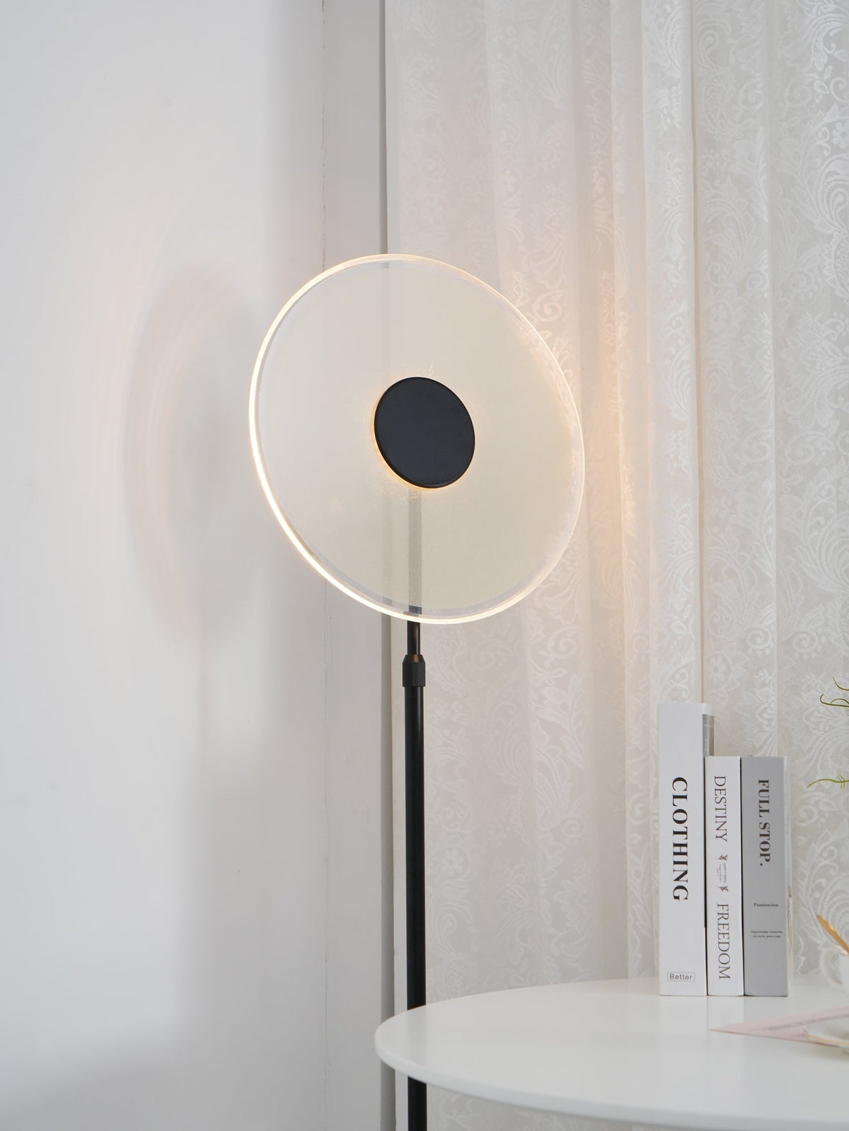 Abir lampadar minimalist