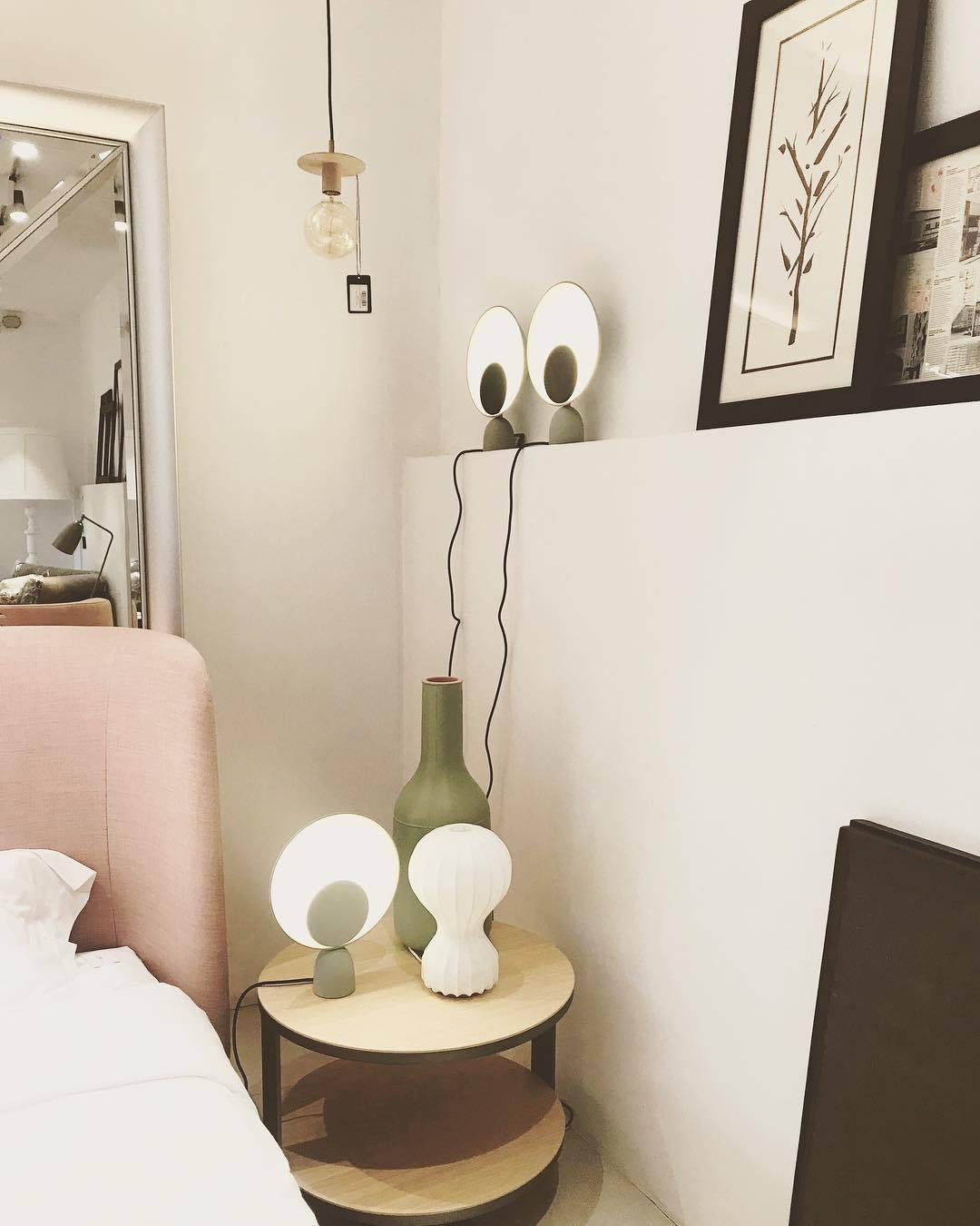 Prynd lampă de masă modernă