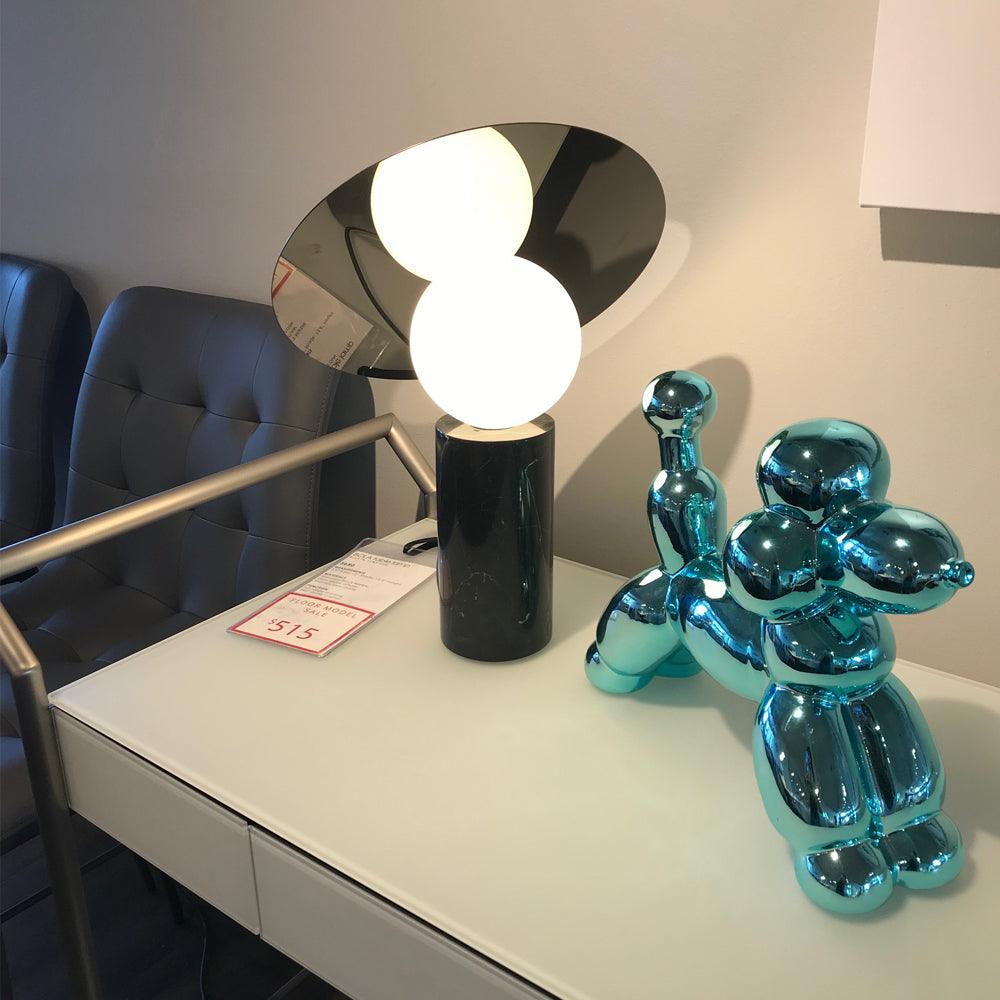 Dila lampă de masă minimalistă din marmură