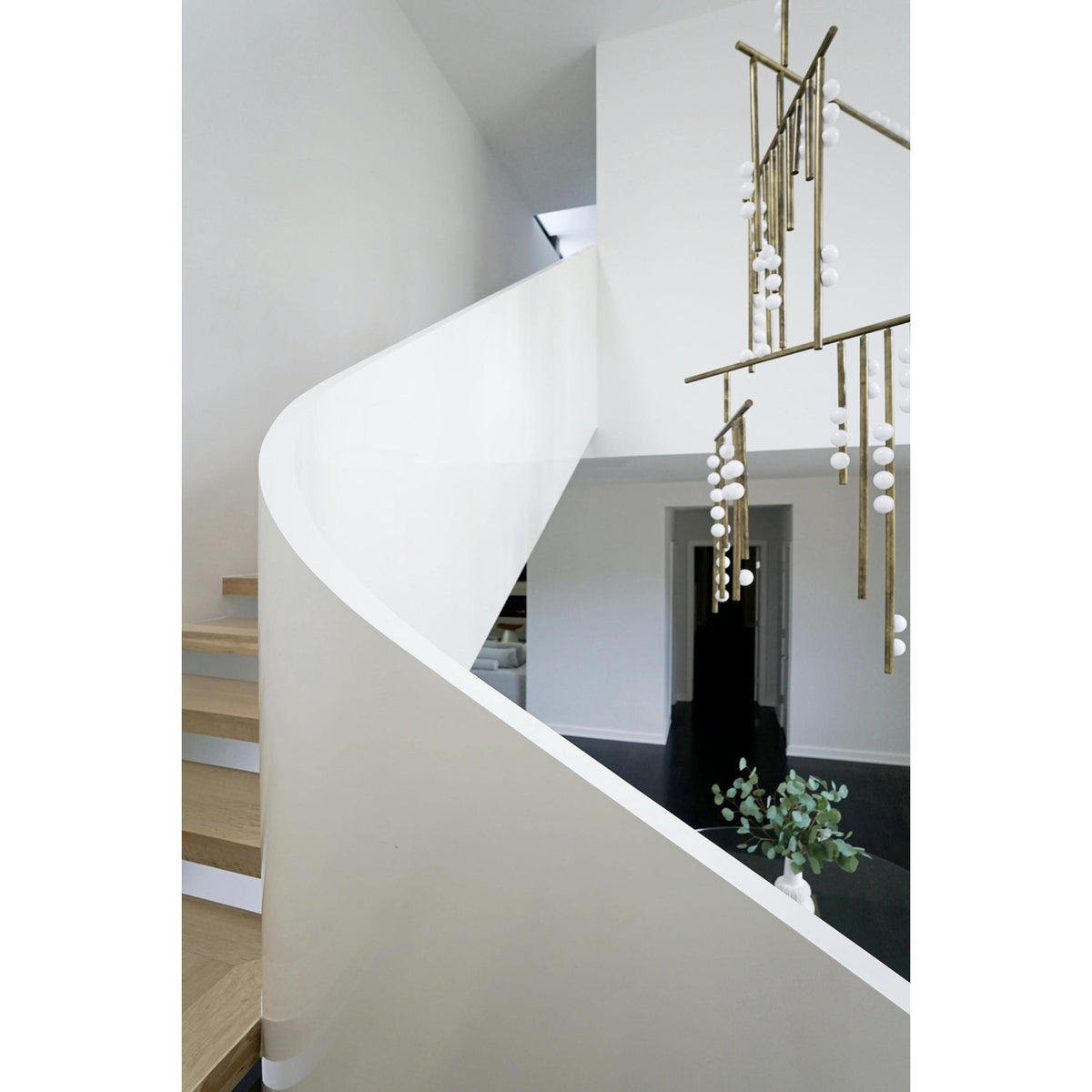 Rivoian candelabru