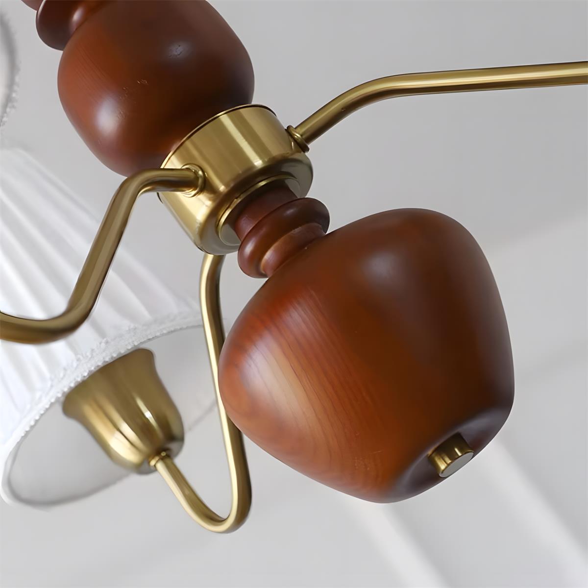 Clover candelabru