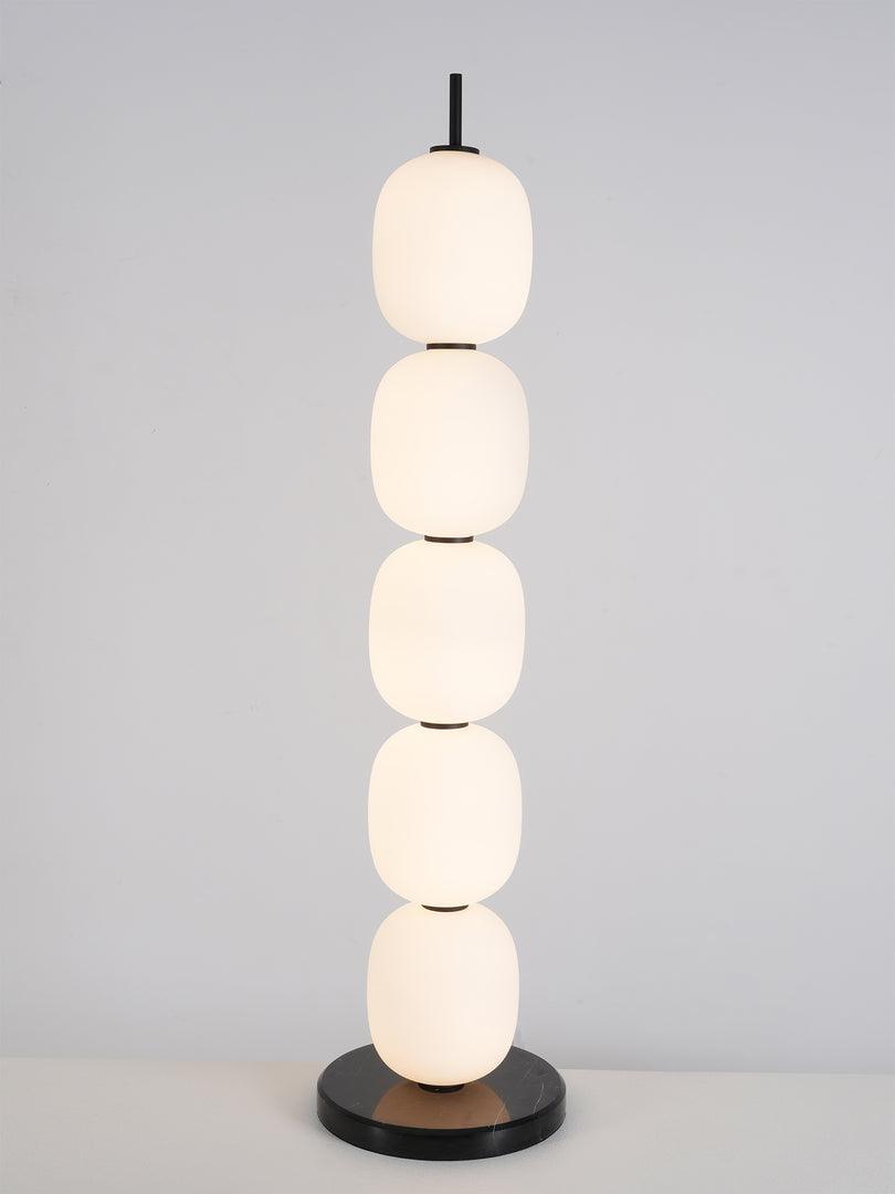 Ceni lampadar minimalist din marmură