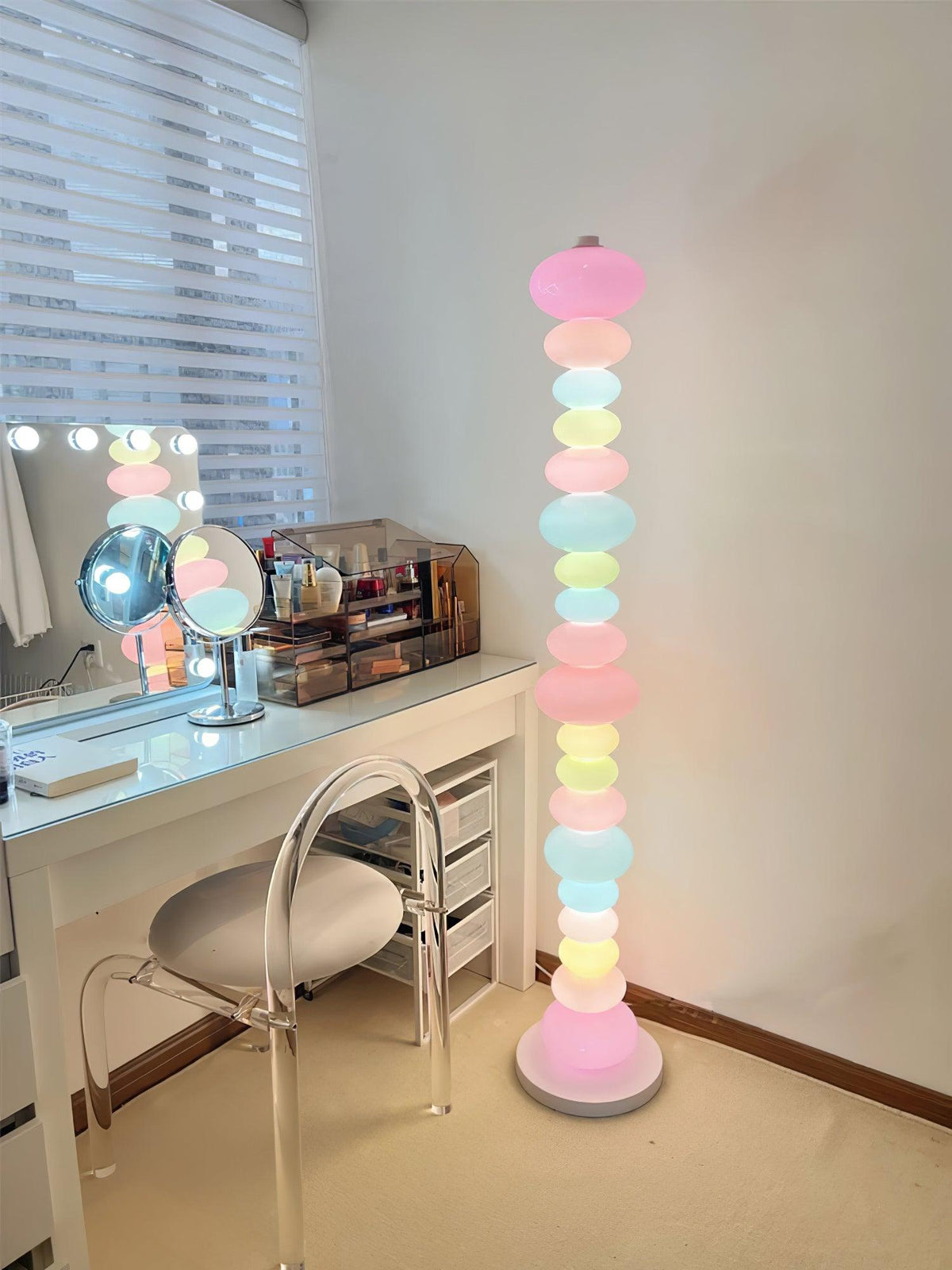 Avelare lampadar din marmură Artistic