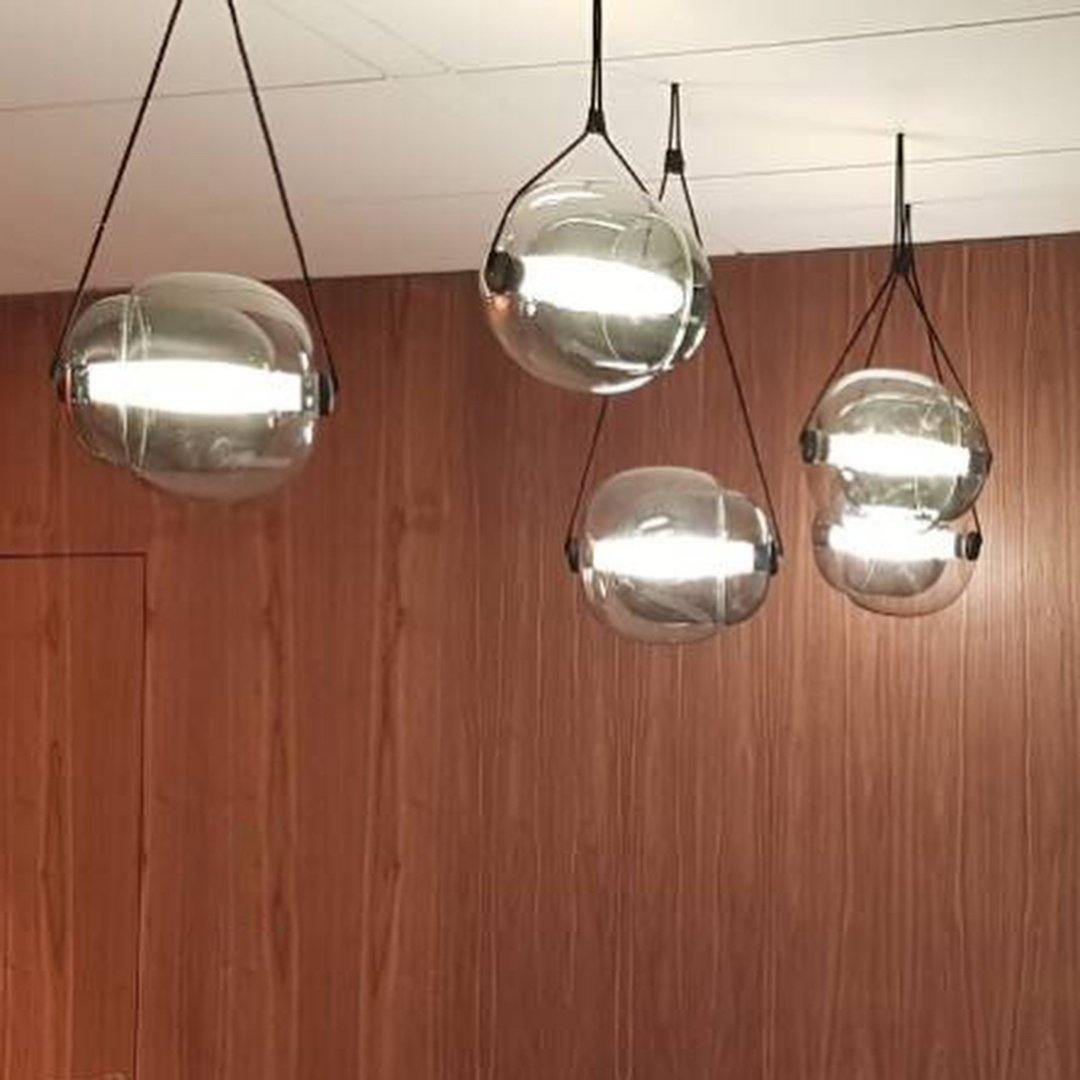 Ovexa lampă suspendată contemporană din sticlă