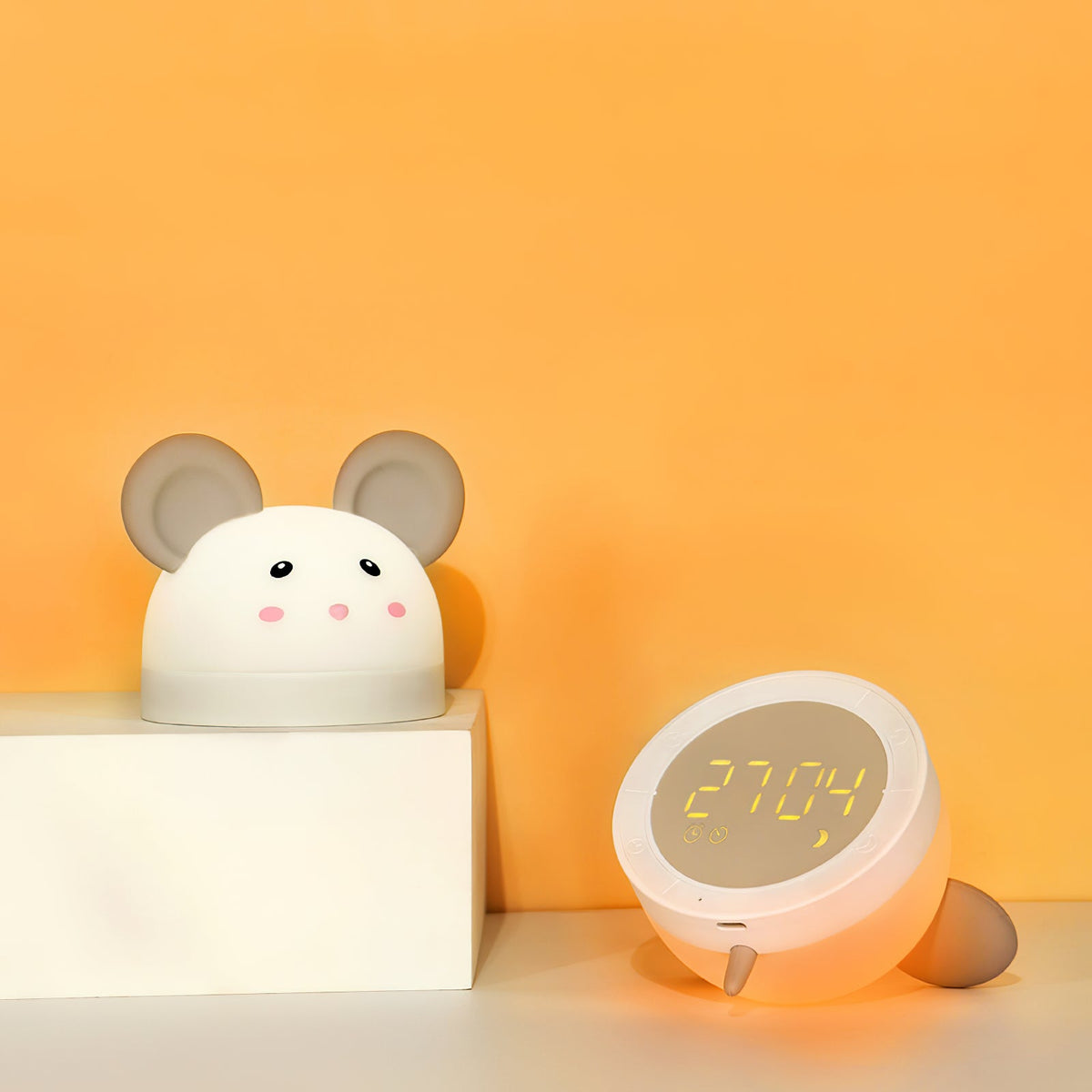 Mochi lampă de masă