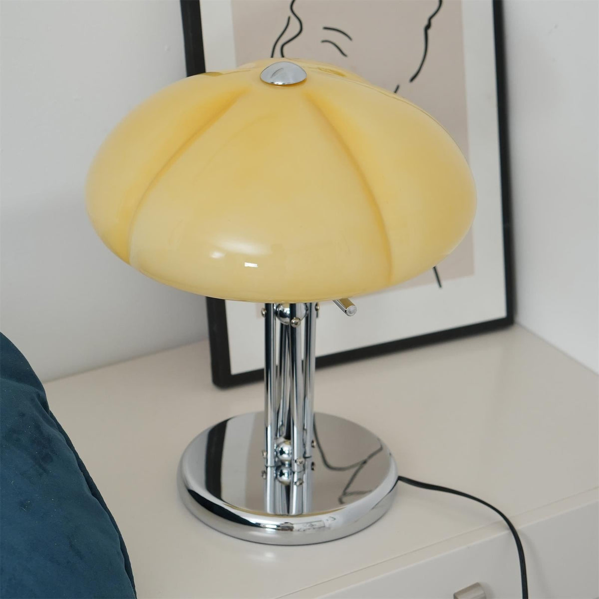 Rivenella lampă de masă