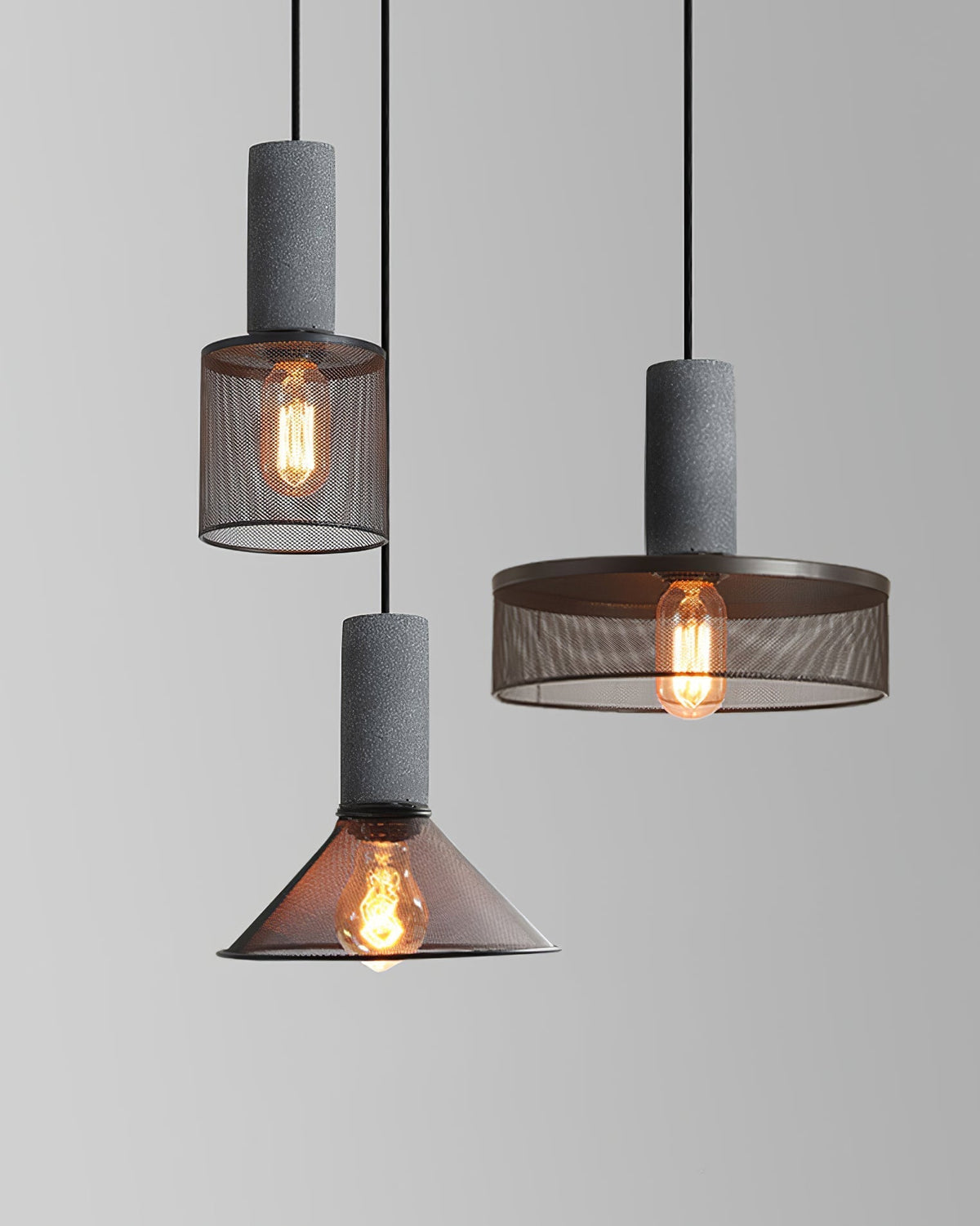 Lumeraine Cement Mesh lampă suspendată
