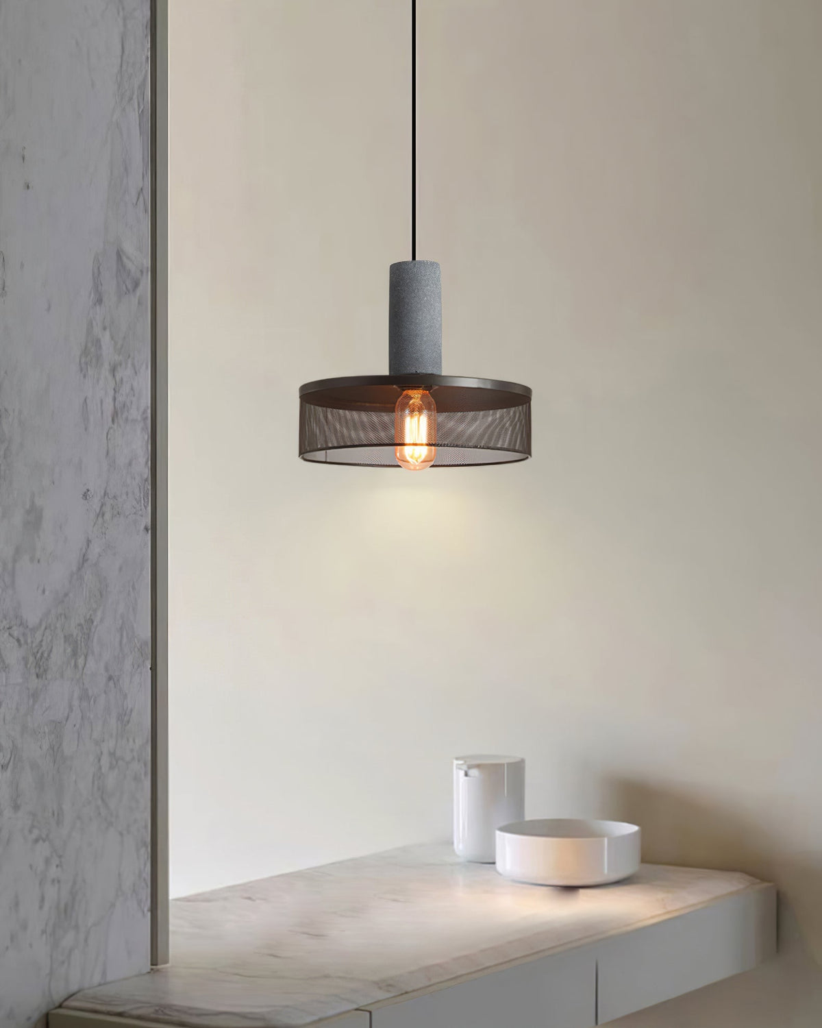 Lumeraine Cement Mesh lampă suspendată