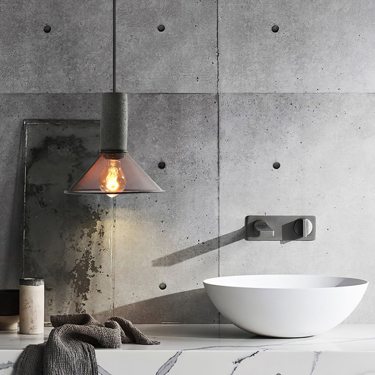 Lumeraine Cement Mesh lampă suspendată