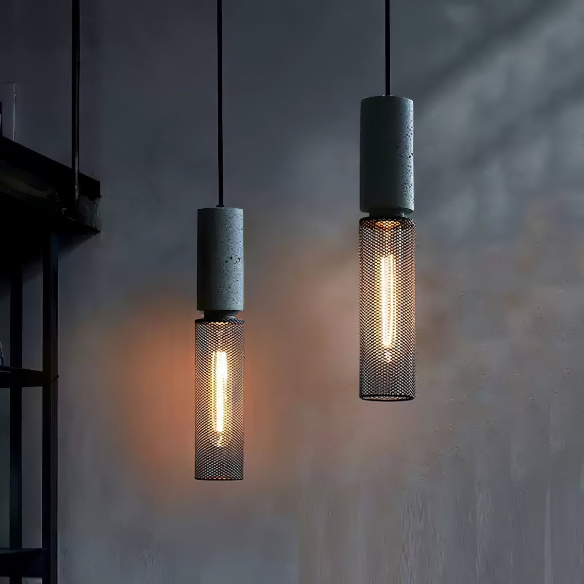 Lumeraine Cement Mesh lampă suspendată