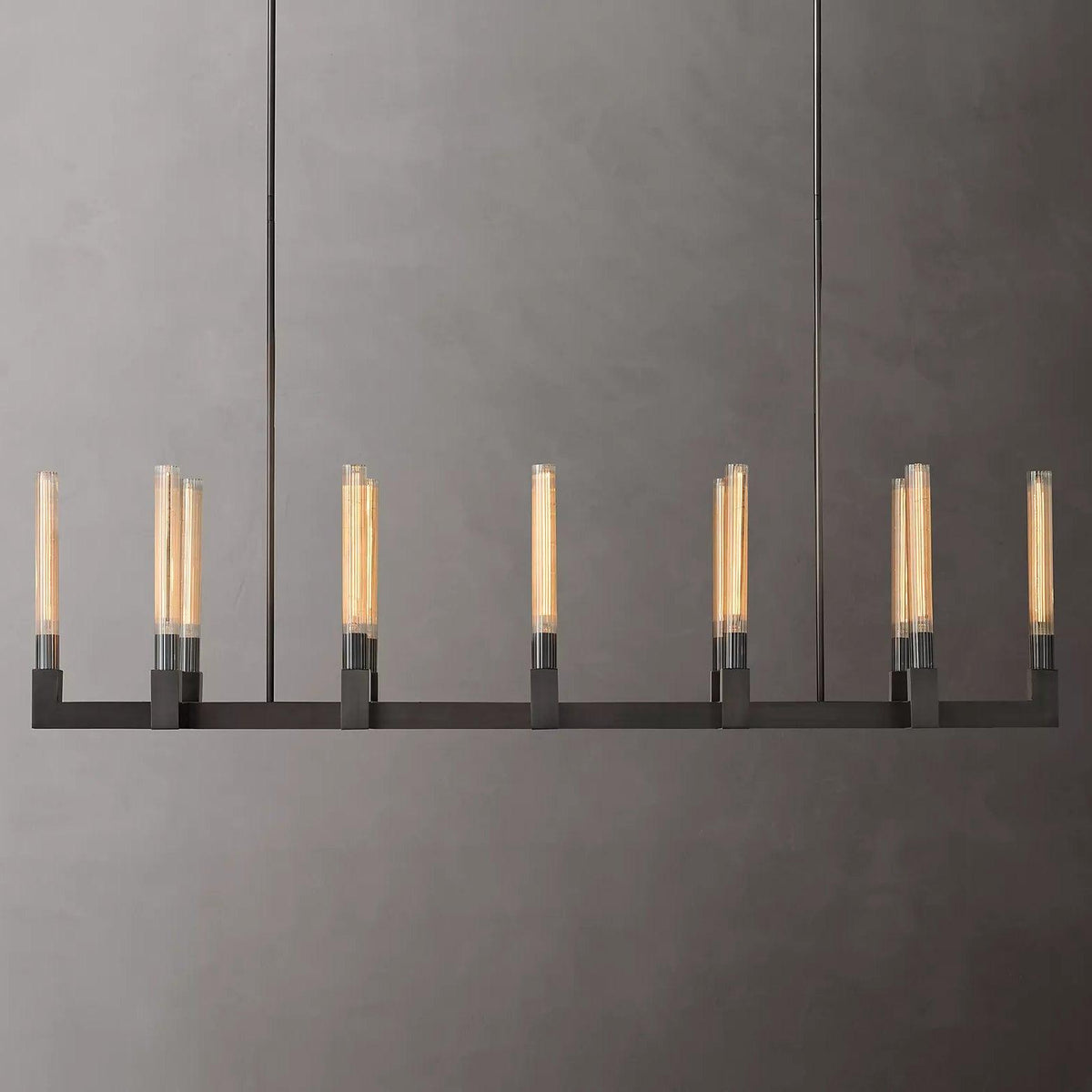 Crownil candelabru