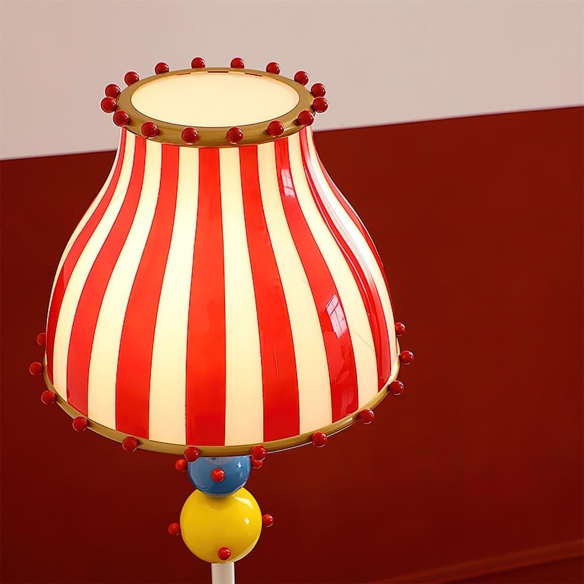 Teriaaine lampadar