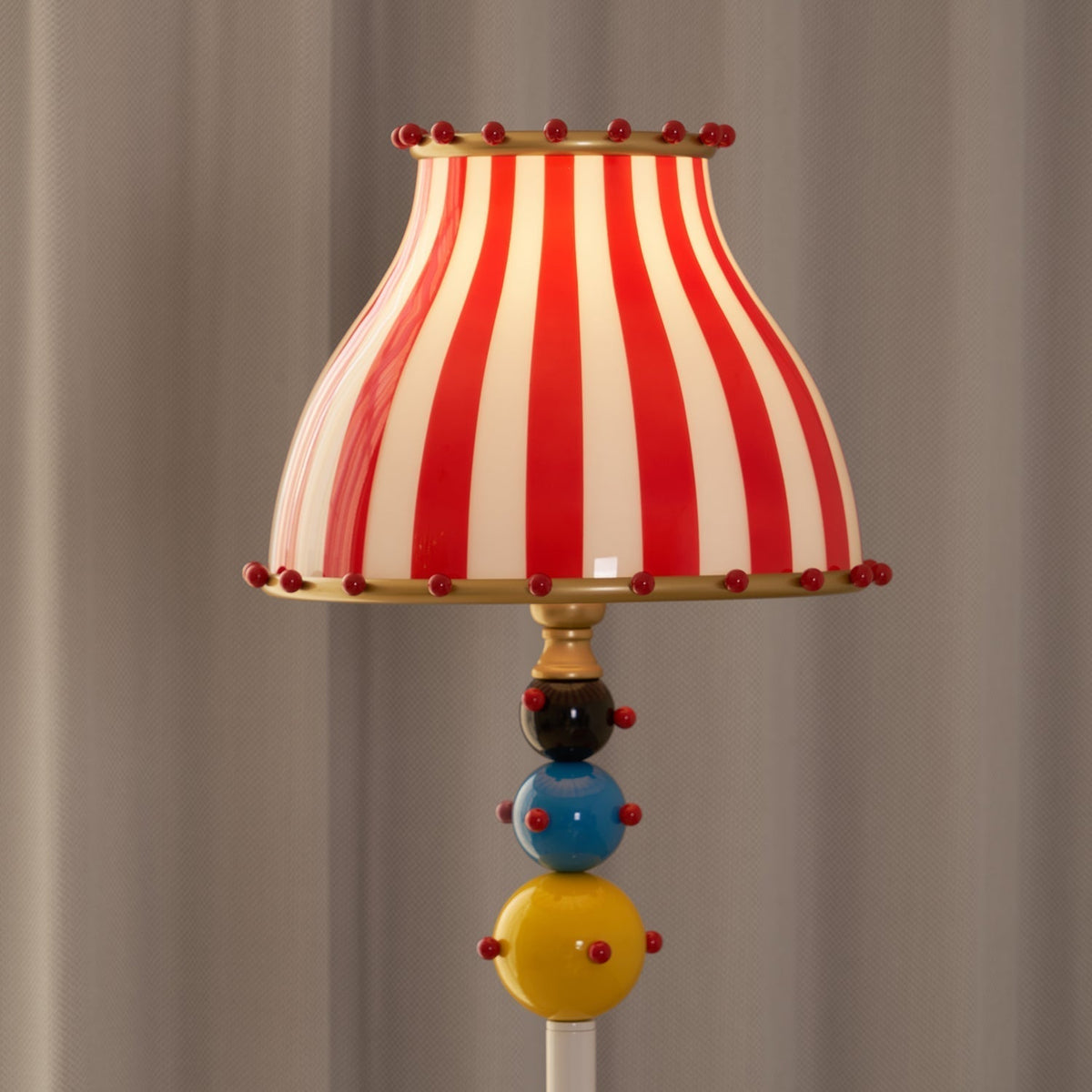 Teriaaine lampadar