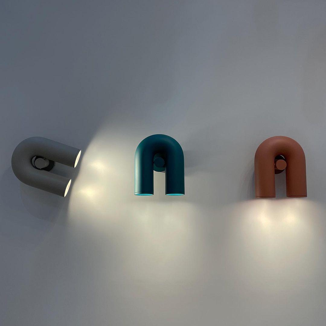 Arisha aplică de perete Design U LED metal, negru/Albastru/Gri/Roșu, dormitor