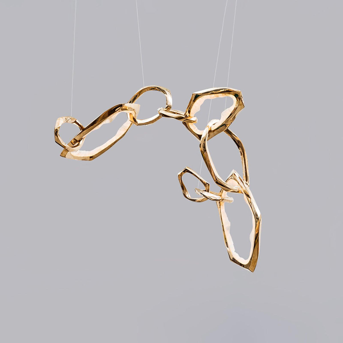 Aballs Cloud Rings Series candelabru din alamă