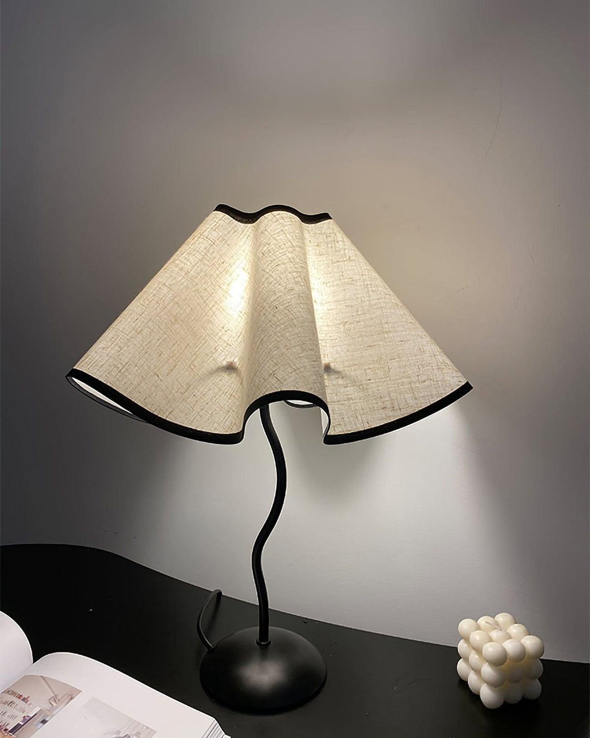 Luminova lampă de masă artistică cu abajur textil