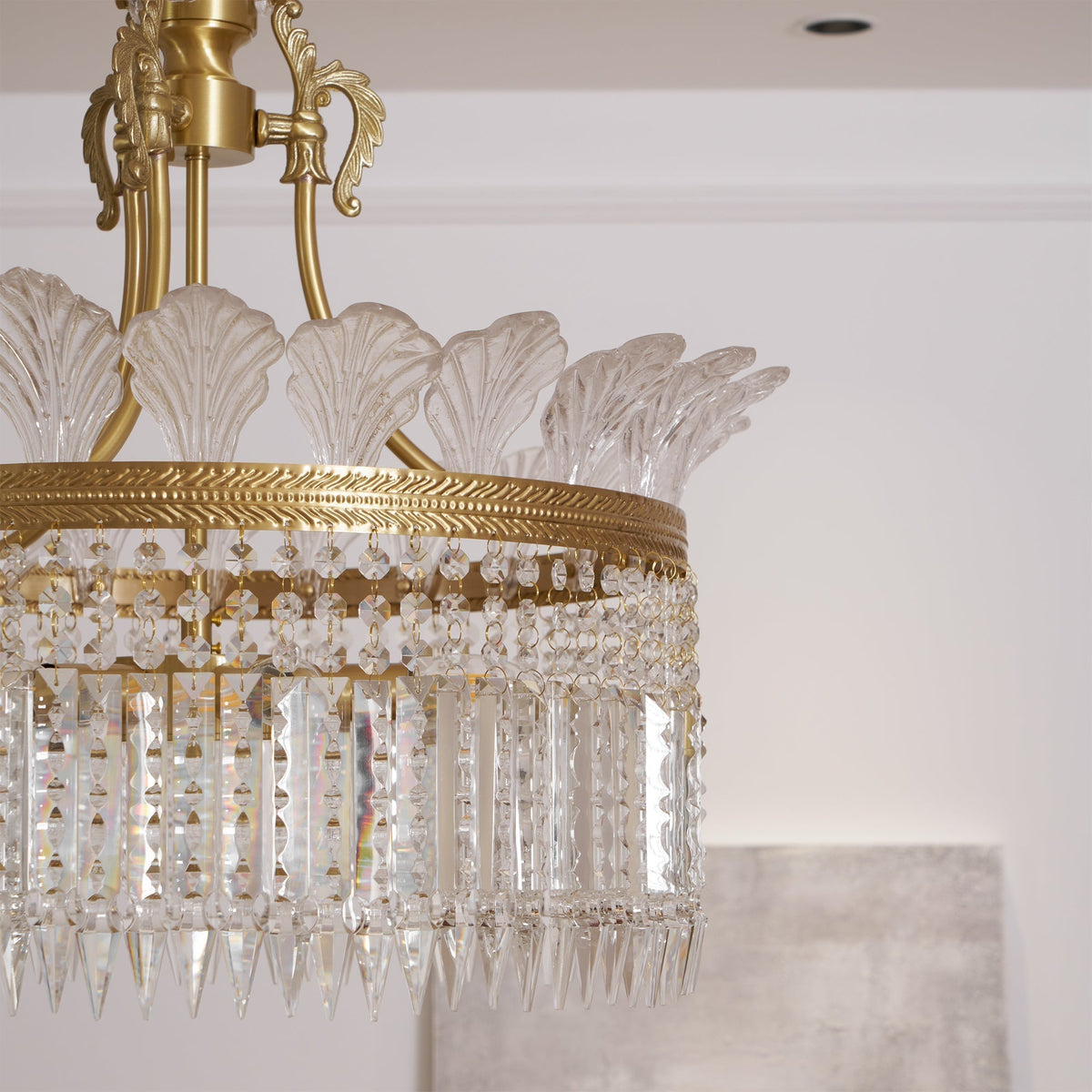 Xelra candelabru din alamă și cristal