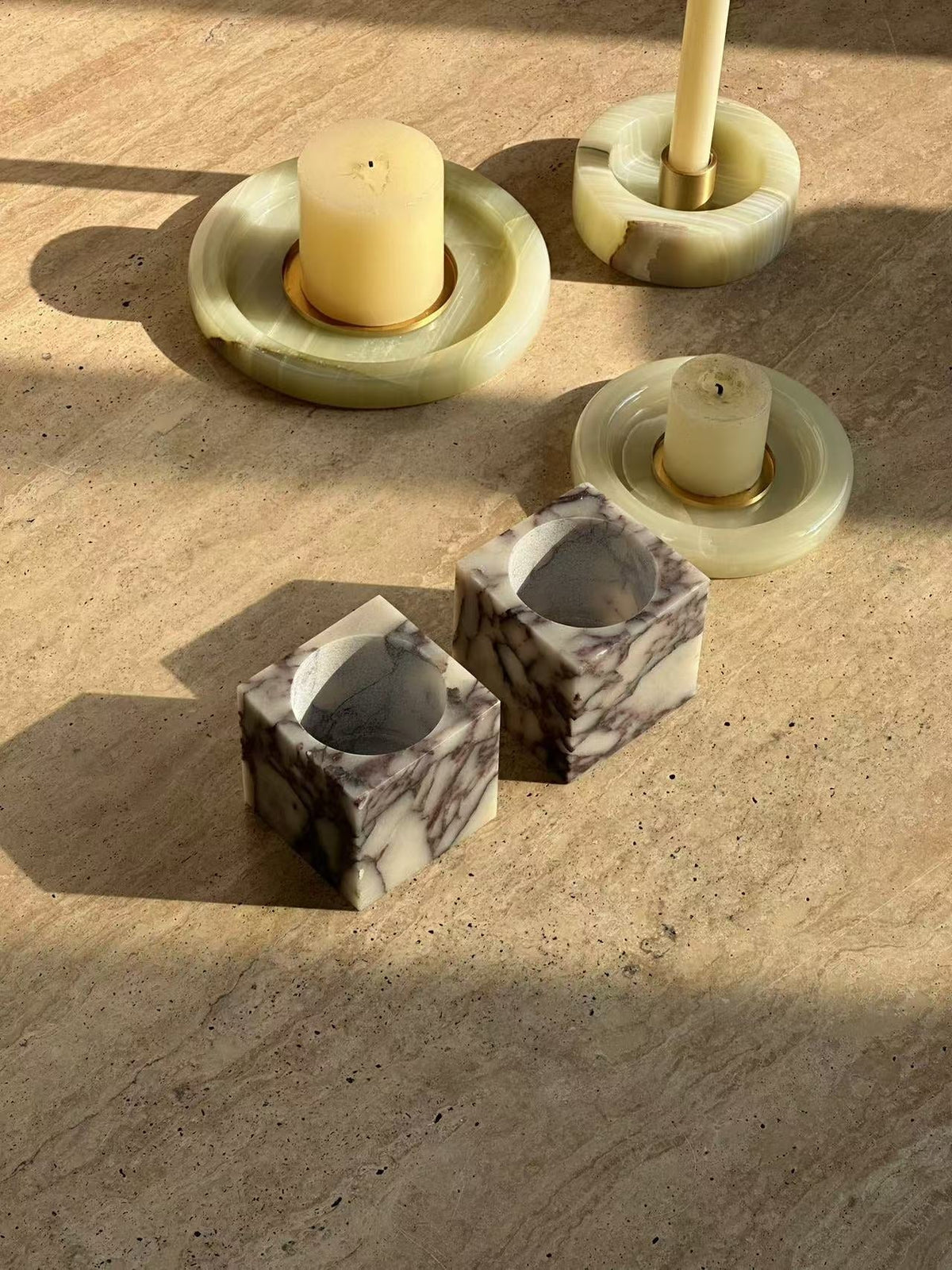 Mirisira lampă de masă